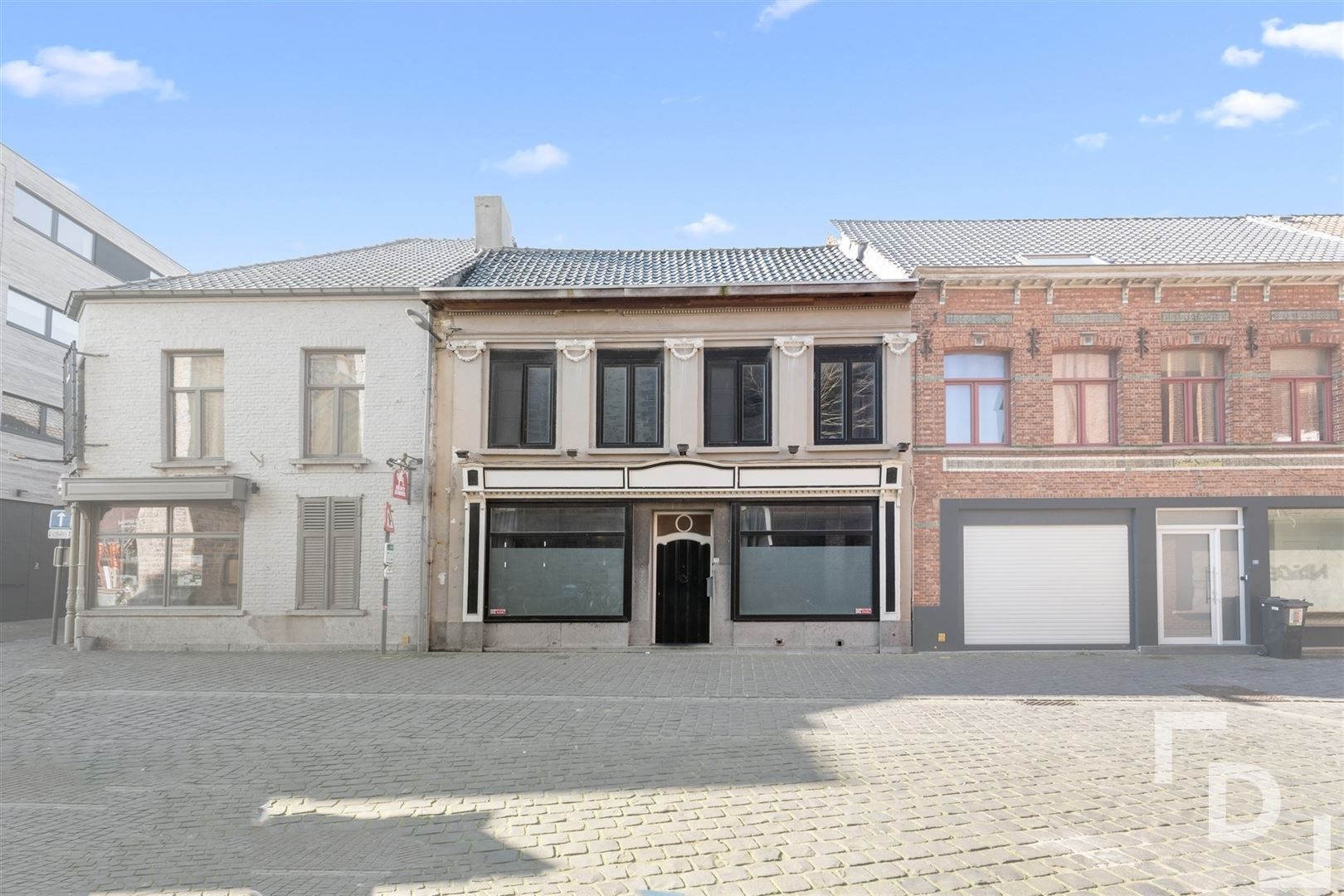 Starterswoning op centrale locatie in Poperinge. foto 2