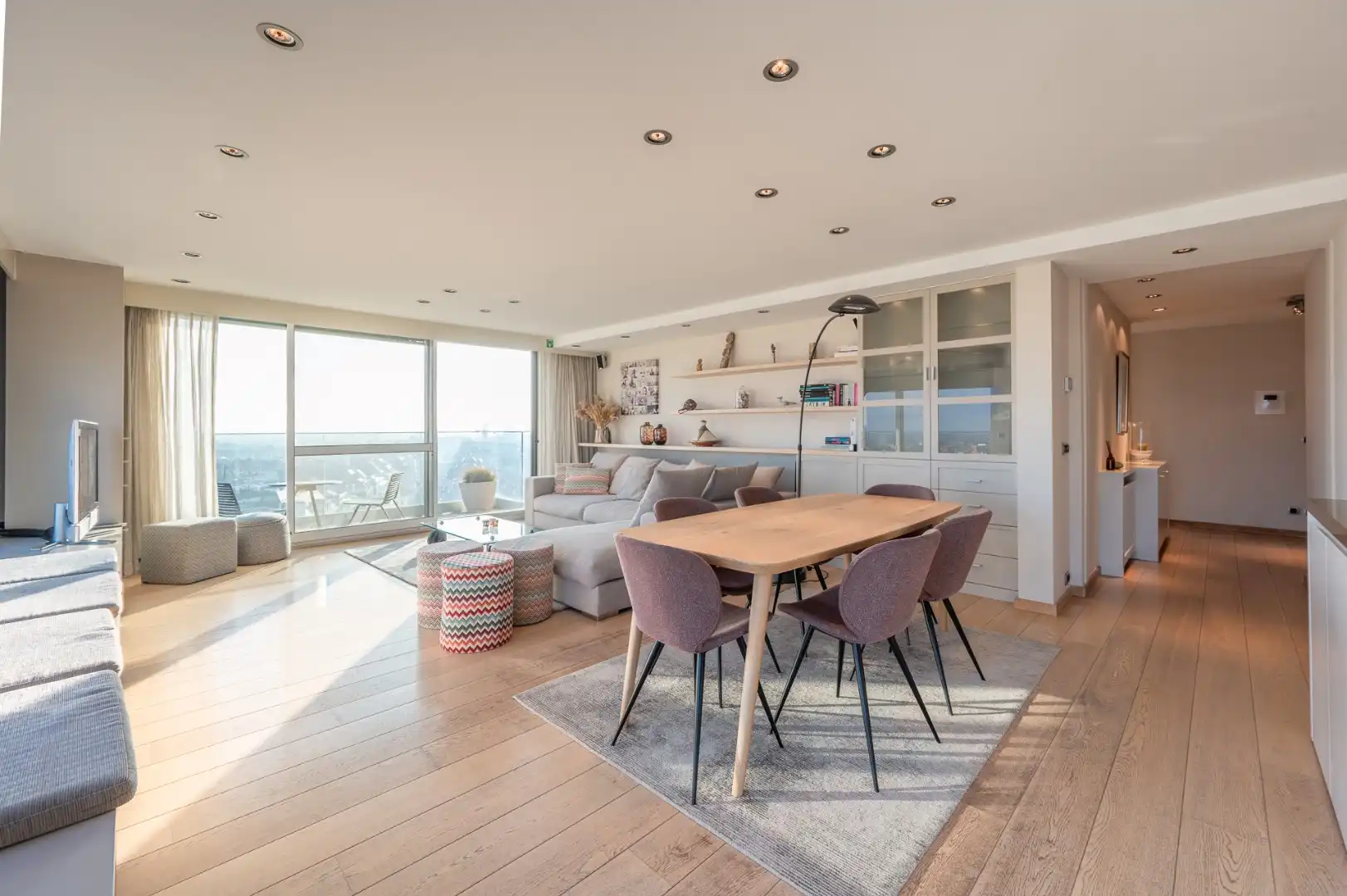 Uitzonderlijke penthouse gelegen op de Zeedijk aan het Van Bunnenplein met panoramische zichten foto 6