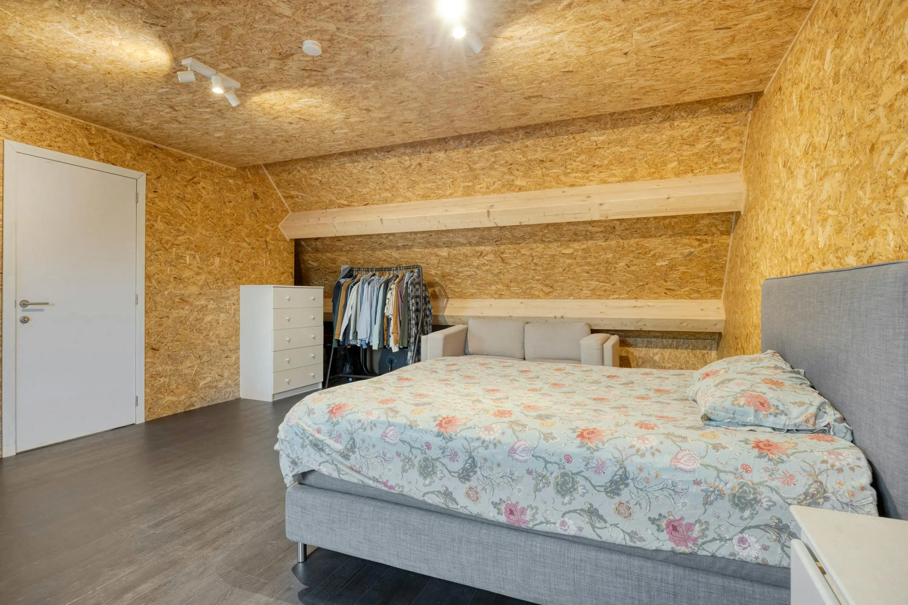 Huis met 4 slaapkamers en garage te koop in Stabroek foto 26