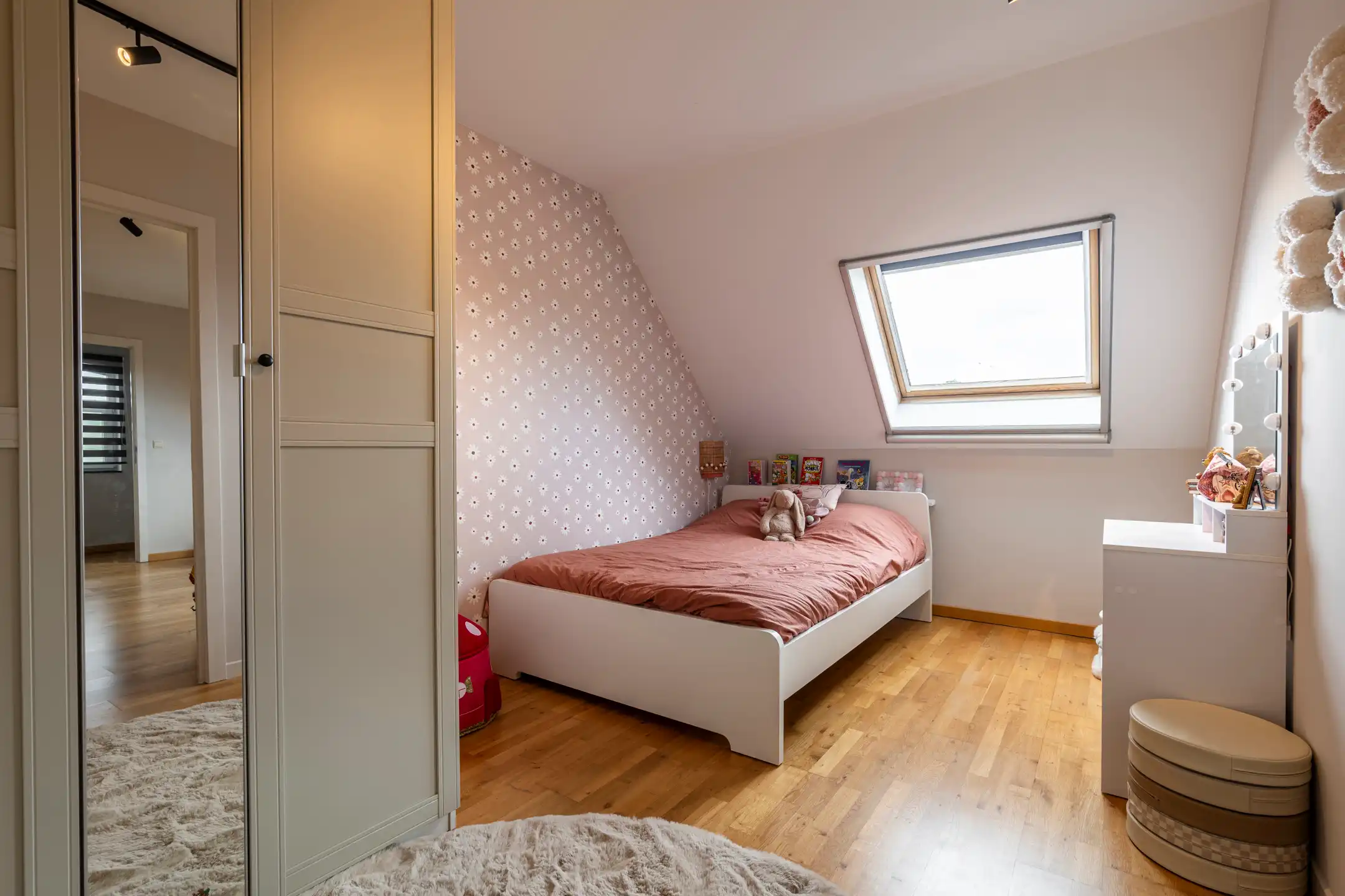 Duplex met 4 slaapkamers en terras nabij centrum van Oelegem foto 25