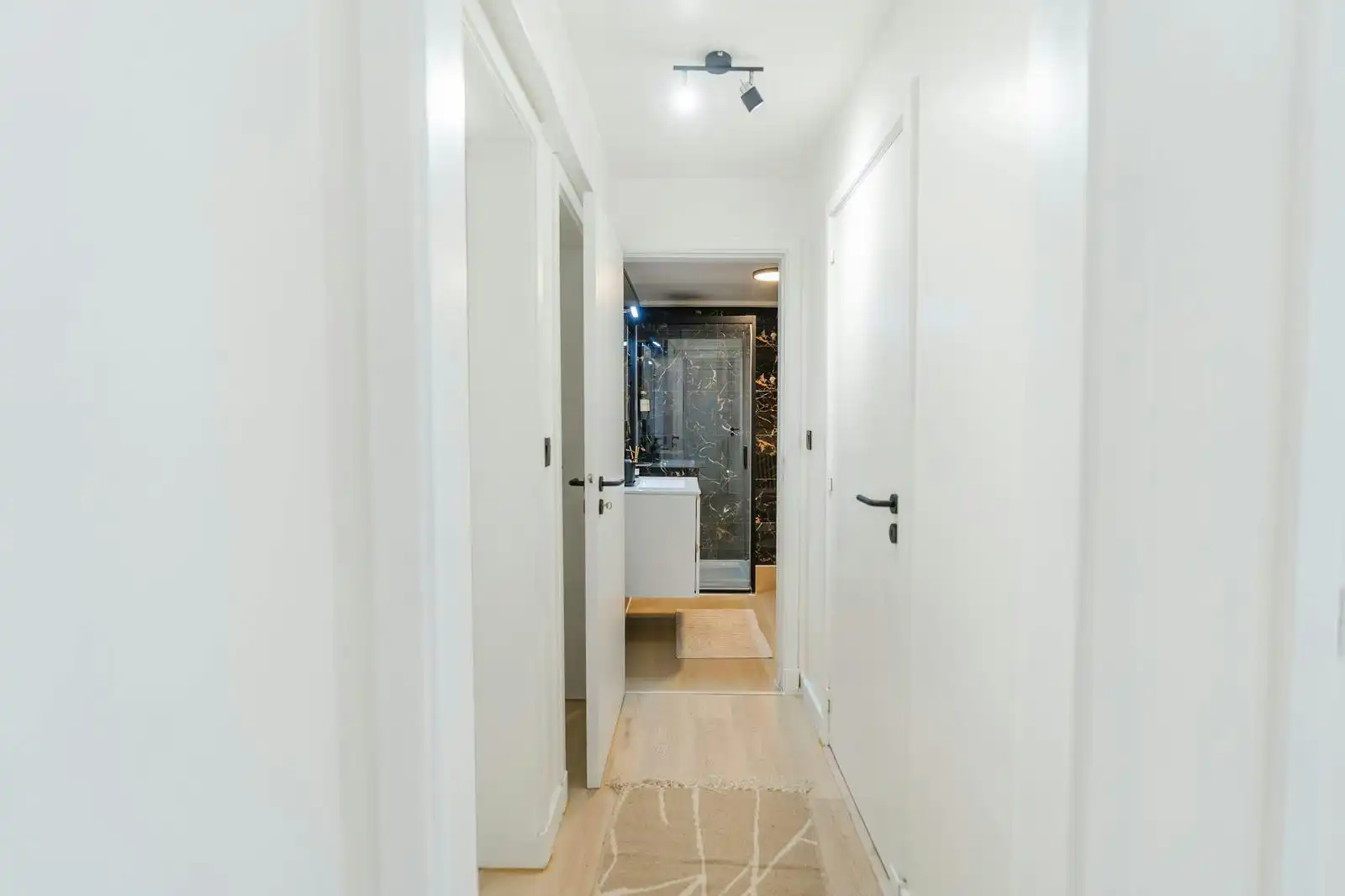 Ruim en instapklaar appartement met EPC B foto 12