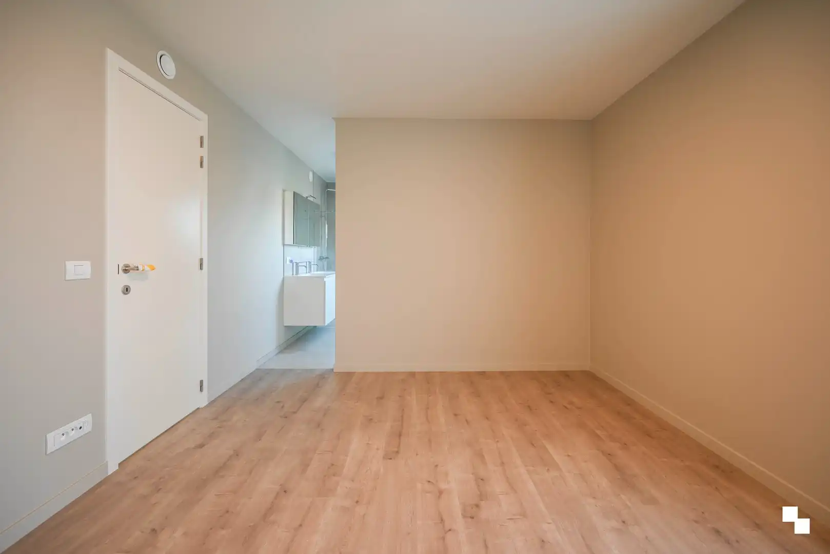 Nieuwbouwappartement in het centrum van Wielsbeke foto 10