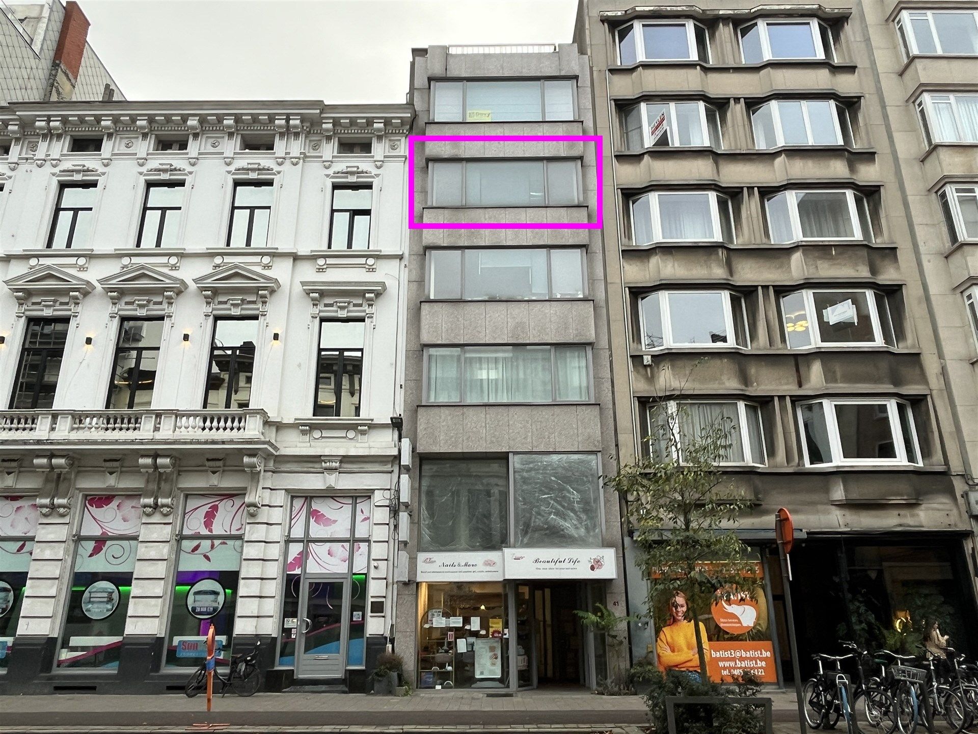 Appartement met terras op zeer gunstige locactie!  foto 12