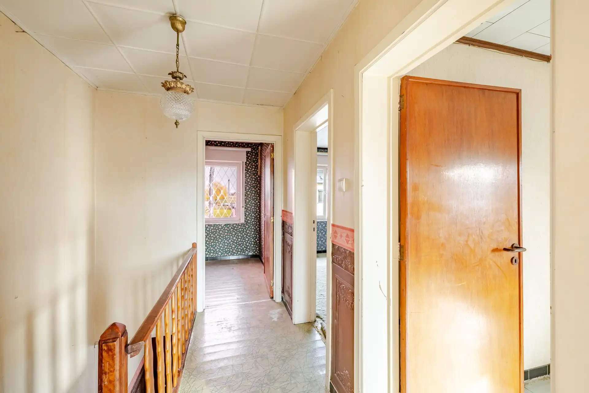 Gunstig gelegen op te frissen woning te Lede foto 18