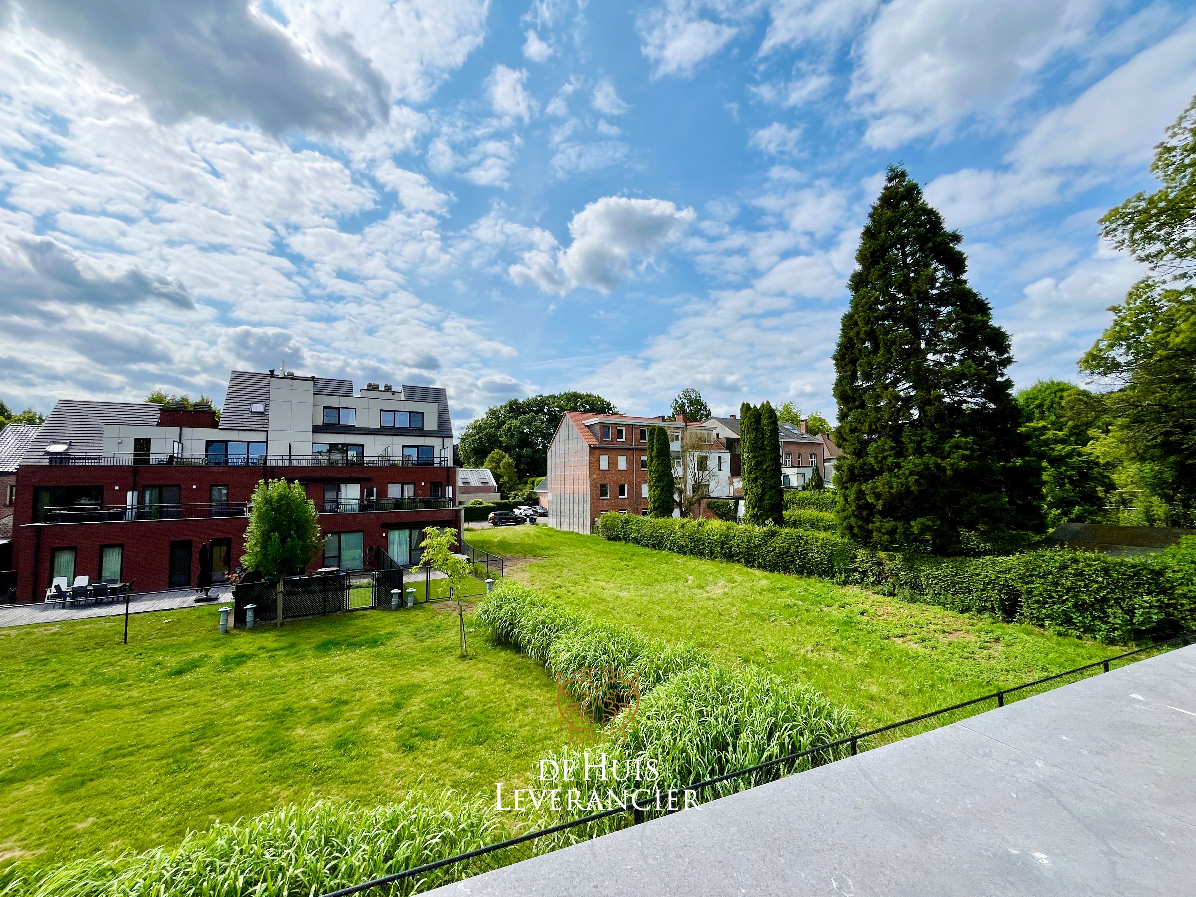 Discrete luxe & tijdloze elegantie : subliem nieuwbouwappartement met terras en gemeenschappelijk tuin te koop in Boechout foto 38
