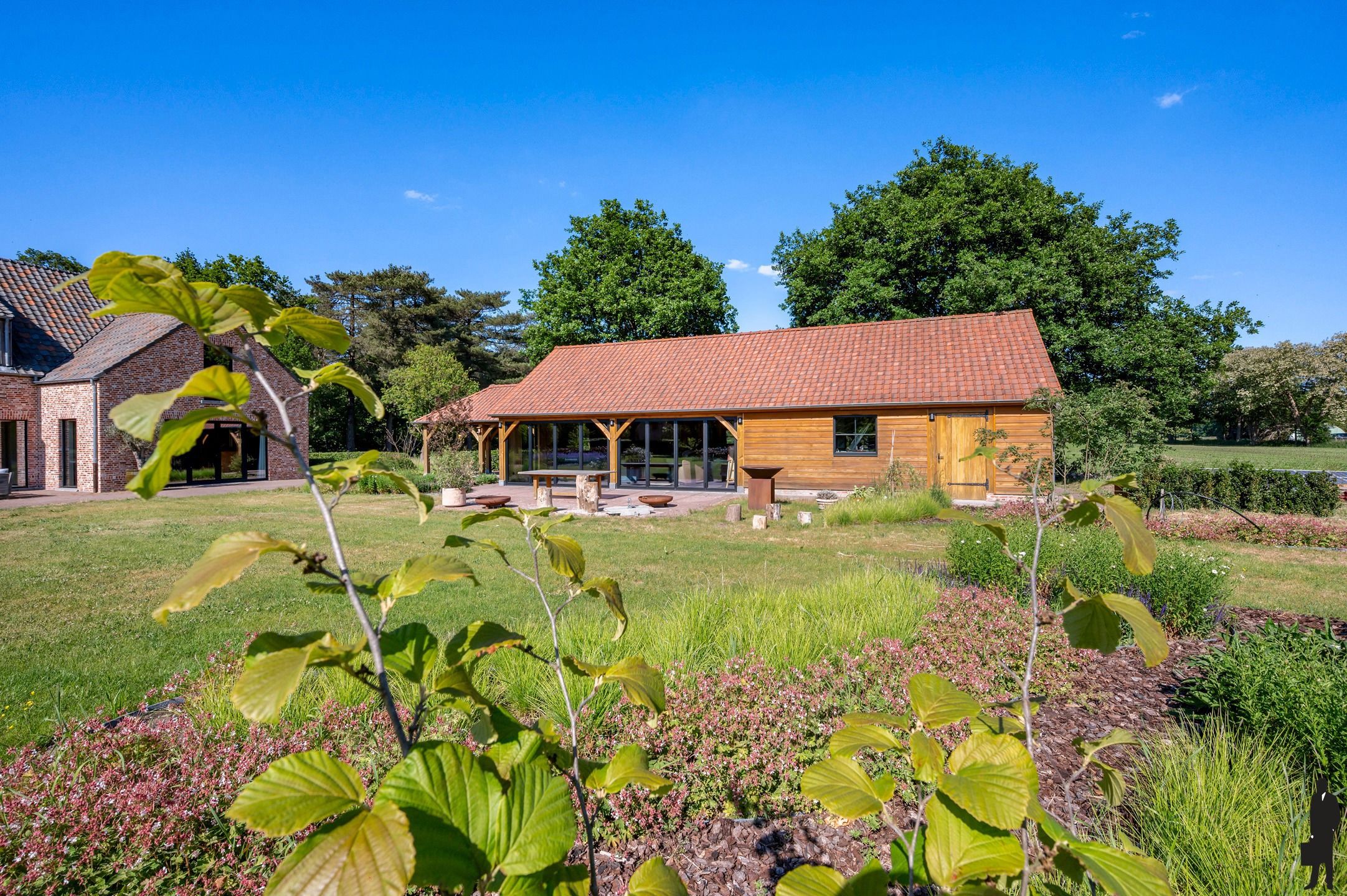 Charmante, volledig gerenoveerde villa  foto 38