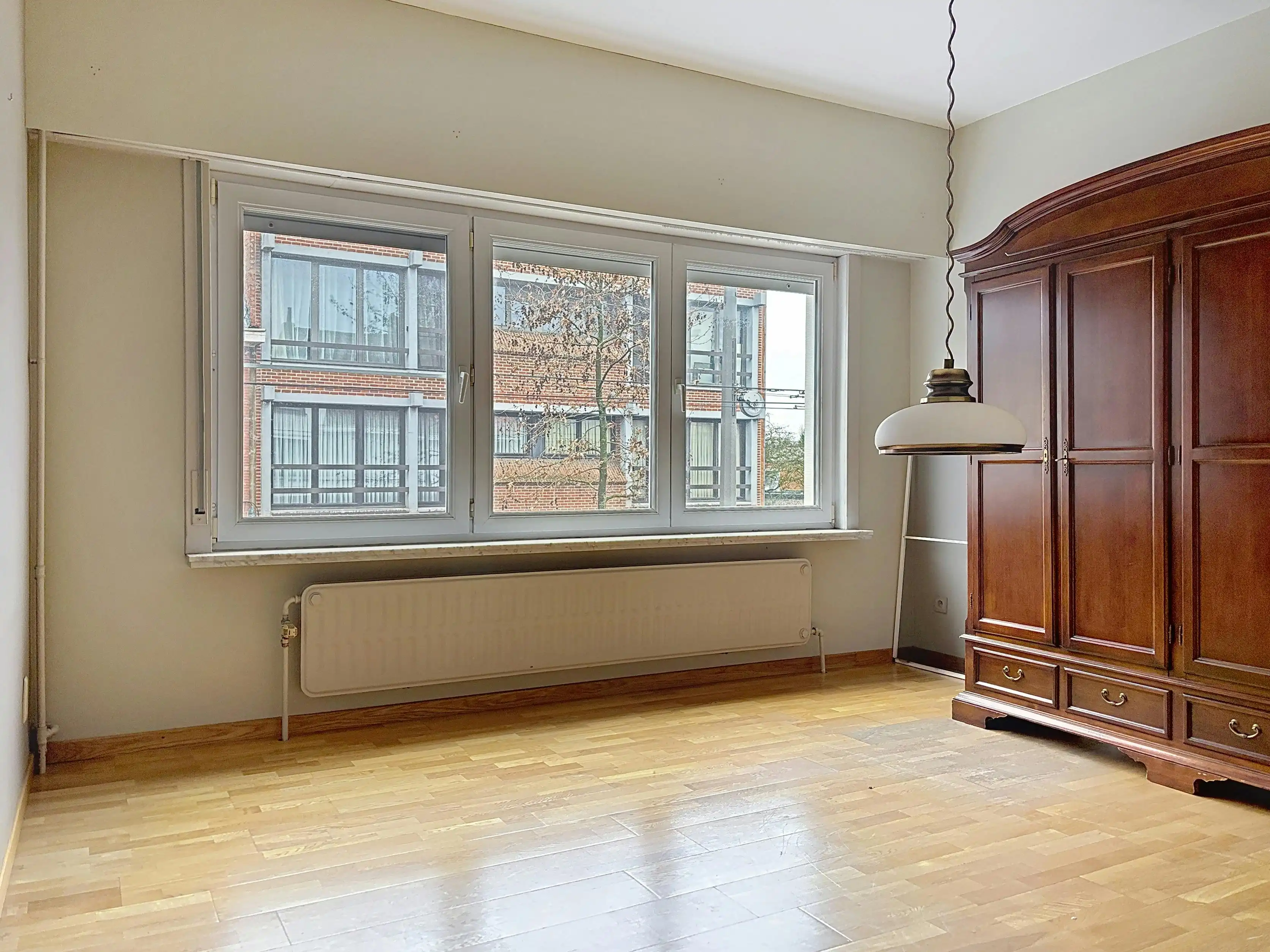 Huis (230m²) met 5 slaapkamers en groot terras te Deurne foto 6