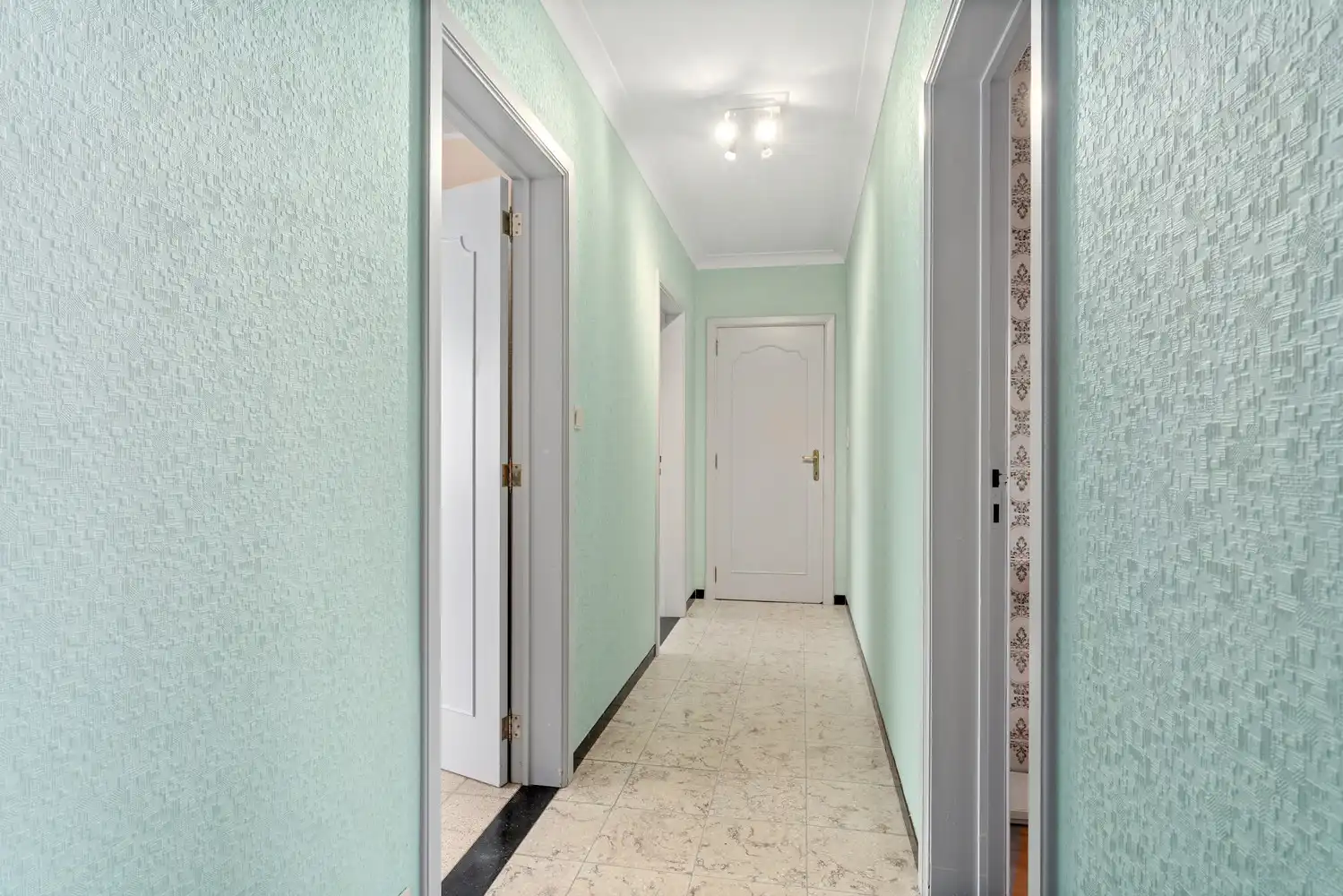 Alleenstaande woning te Ruiselede. foto 13