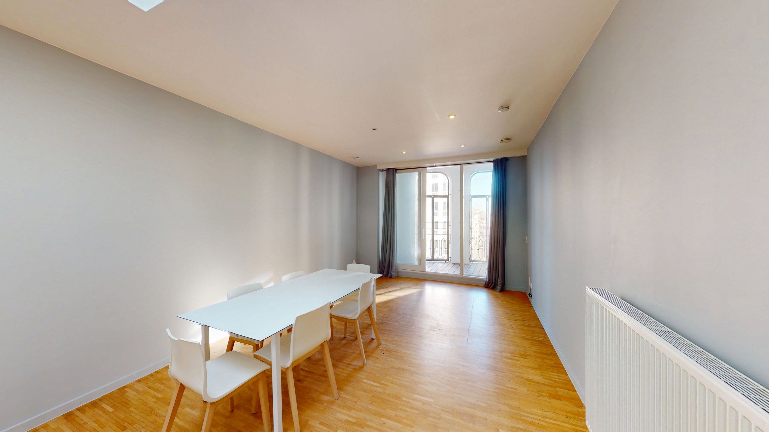Appartement te huur foto {{pictureIndex}}