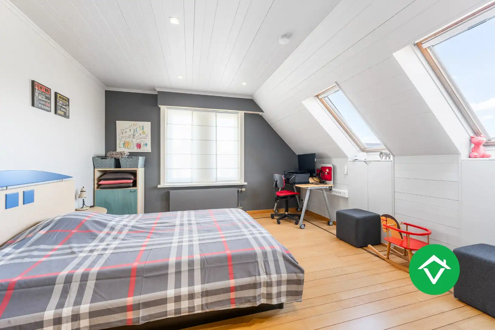 Alleenstaande woning met 5 slaapkamers en garage te Torhout  foto 15