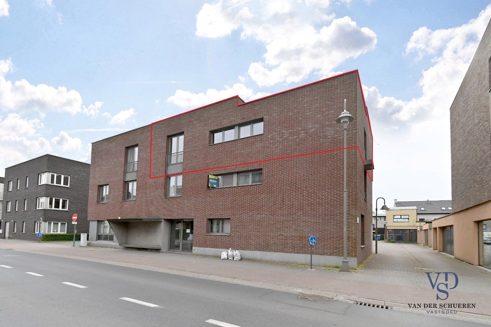 Eigentijds appartement in hartje Eke.  foto {{pictureIndex}}