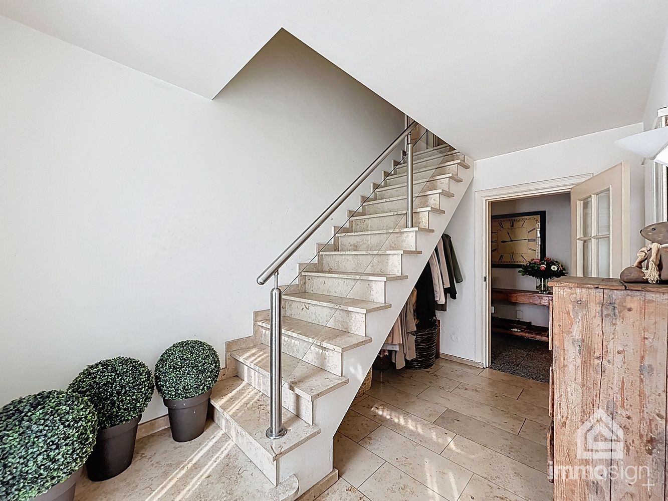 Handelspand met magazijn, kantoorruimte en instapklare woning te Lommel foto 45