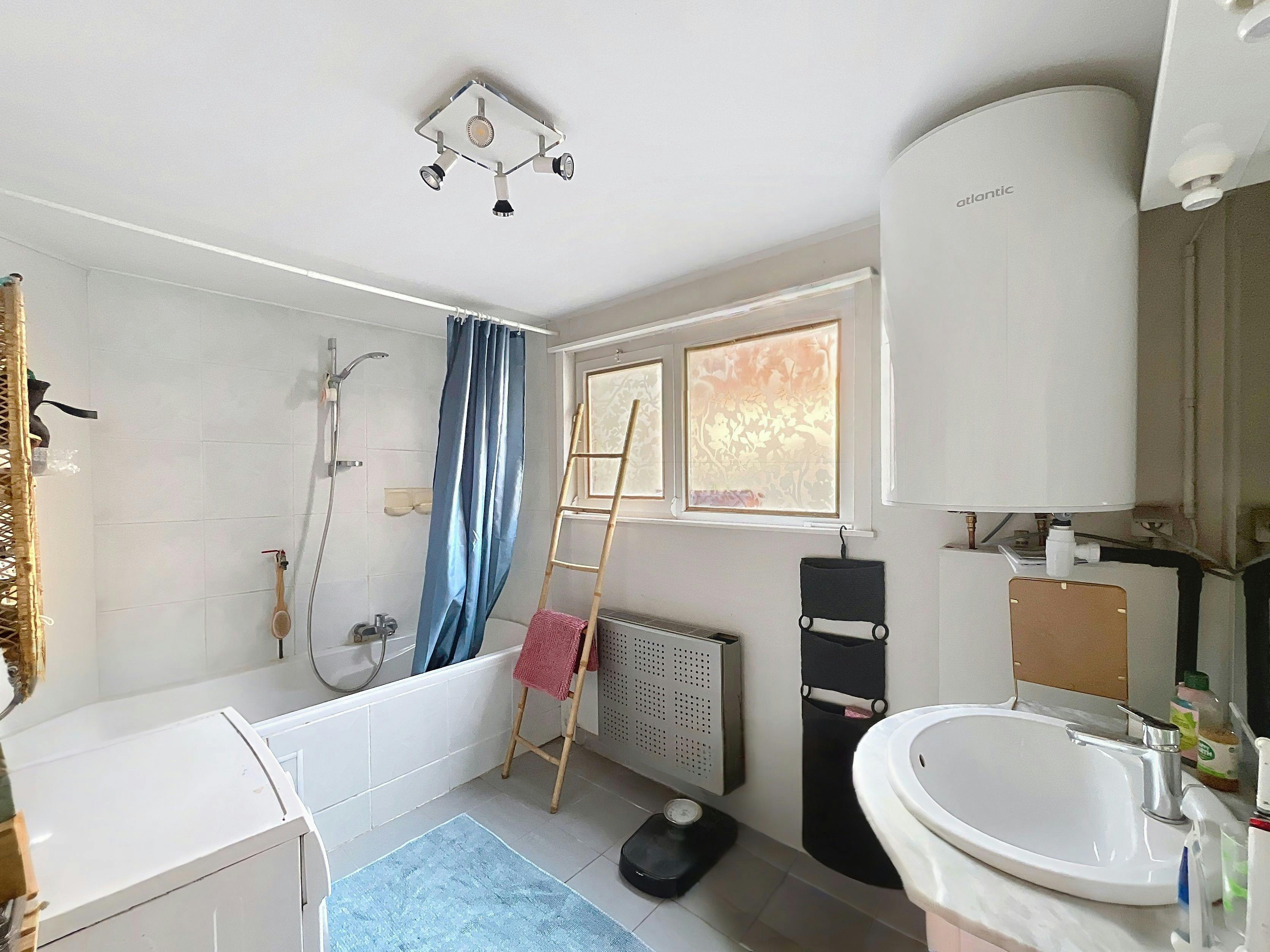 Huis met 4 slaapkamers te koop in Waarschoot foto 8