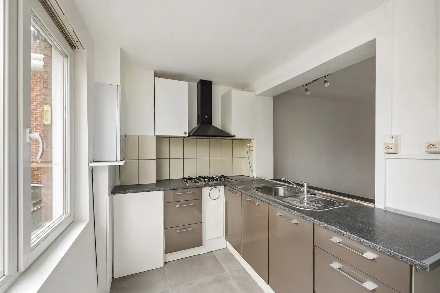 Instapklaar 1 slaapkamer appartement (50 m²) in een verzorgd gebouw foto 3
