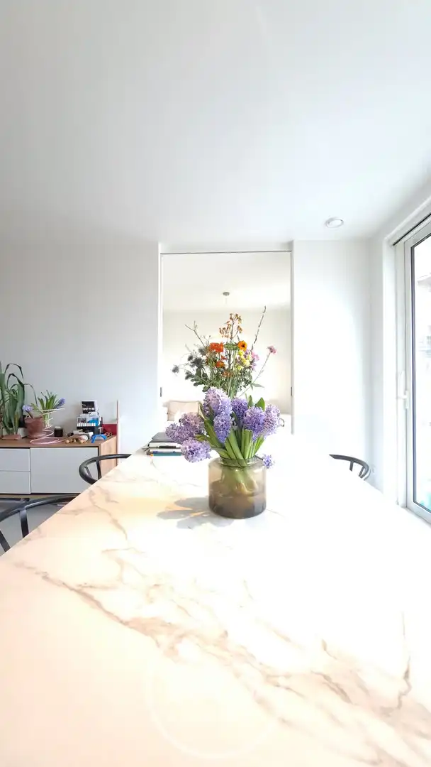 Nieuwbouw app met 2 slpk, 2 douchekamers en terras foto 2