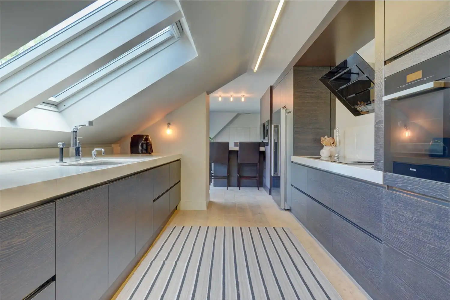 High-end penthouse met zeer ruim dakterras. foto 10