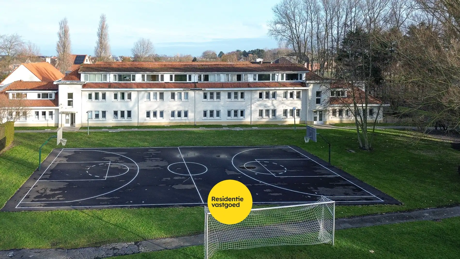 Eénslaapkamerappartement met terras, vlakbij strand en zee!  foto 19