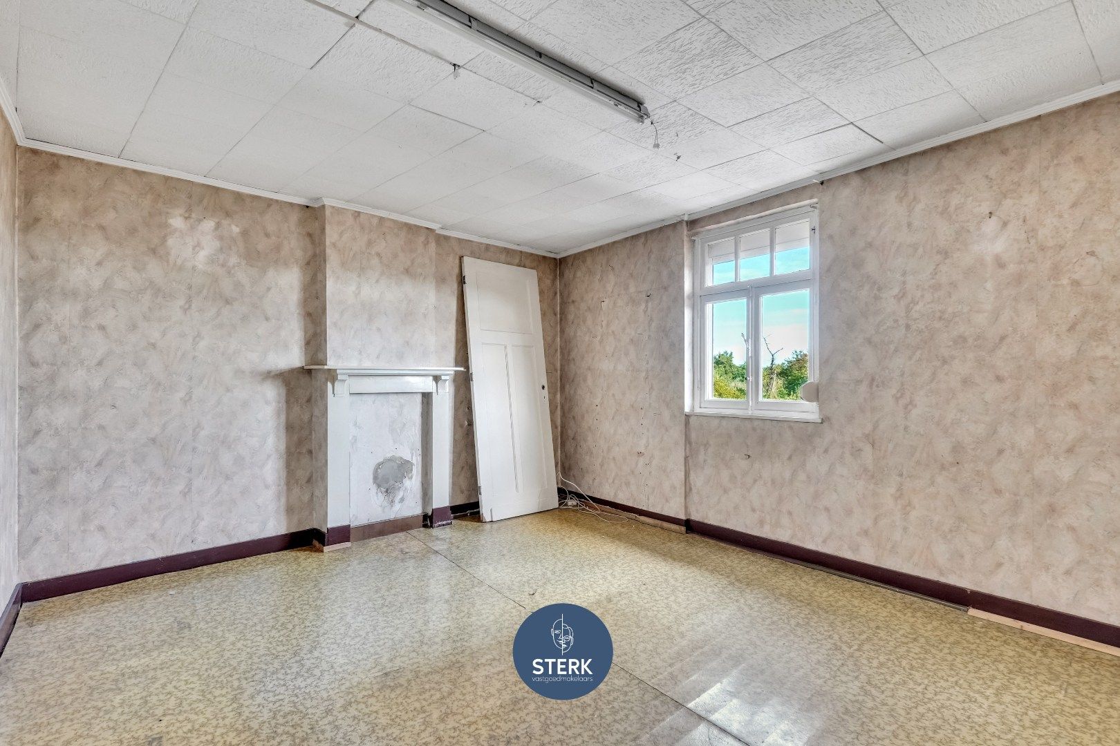 TE VERNIEUWEN WONING OP EEN PERCEEL VAN CIRCA 19 ARE TE LANAKEN !  foto 13