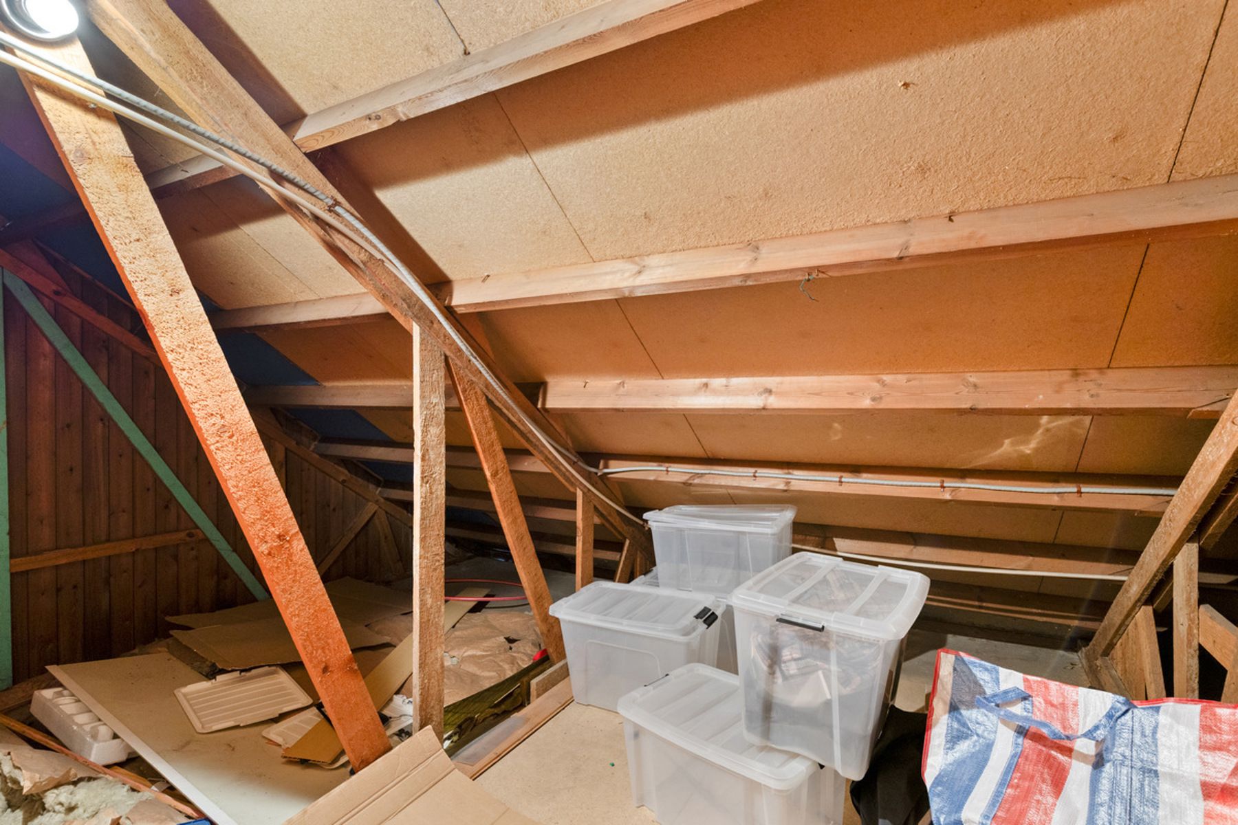 Rustig gelegen eigendom met 3 slaapkamers foto 16