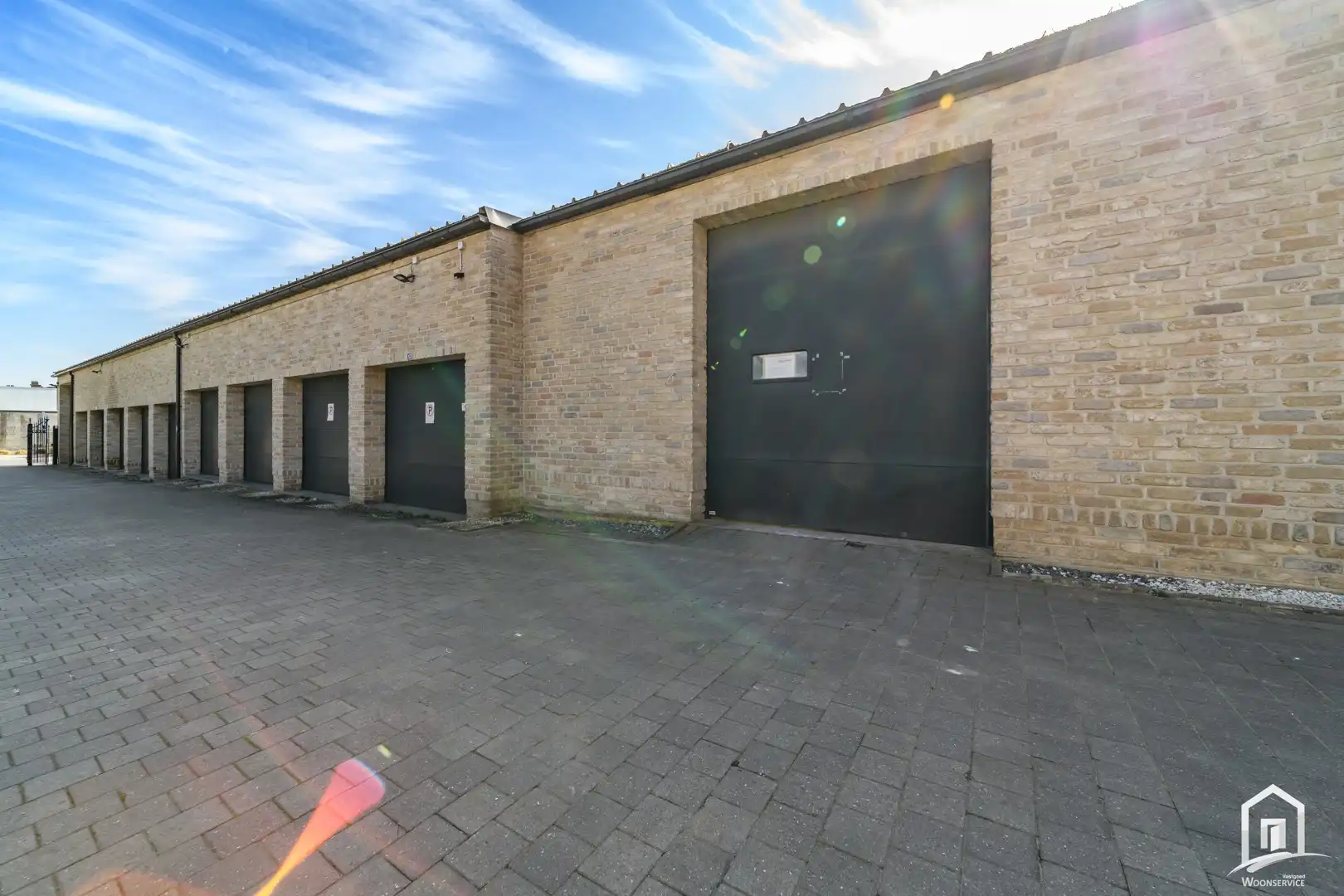 Multifunctioneel magazijn van 800 m² met burelen nabij centrum Aalst foto 22