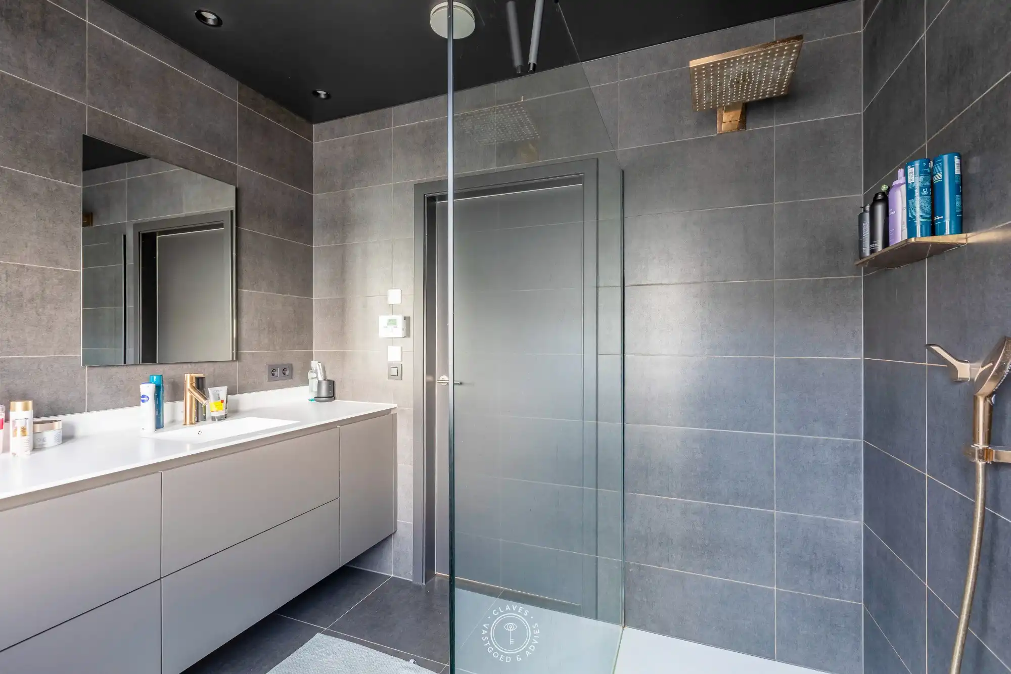 Rustig gelegen nieuwbouwwoning foto 10