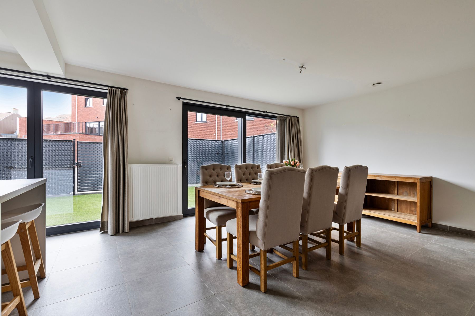 Gelijkvloersappartement met autostaanplaats en tuin in centrum Zele foto 5