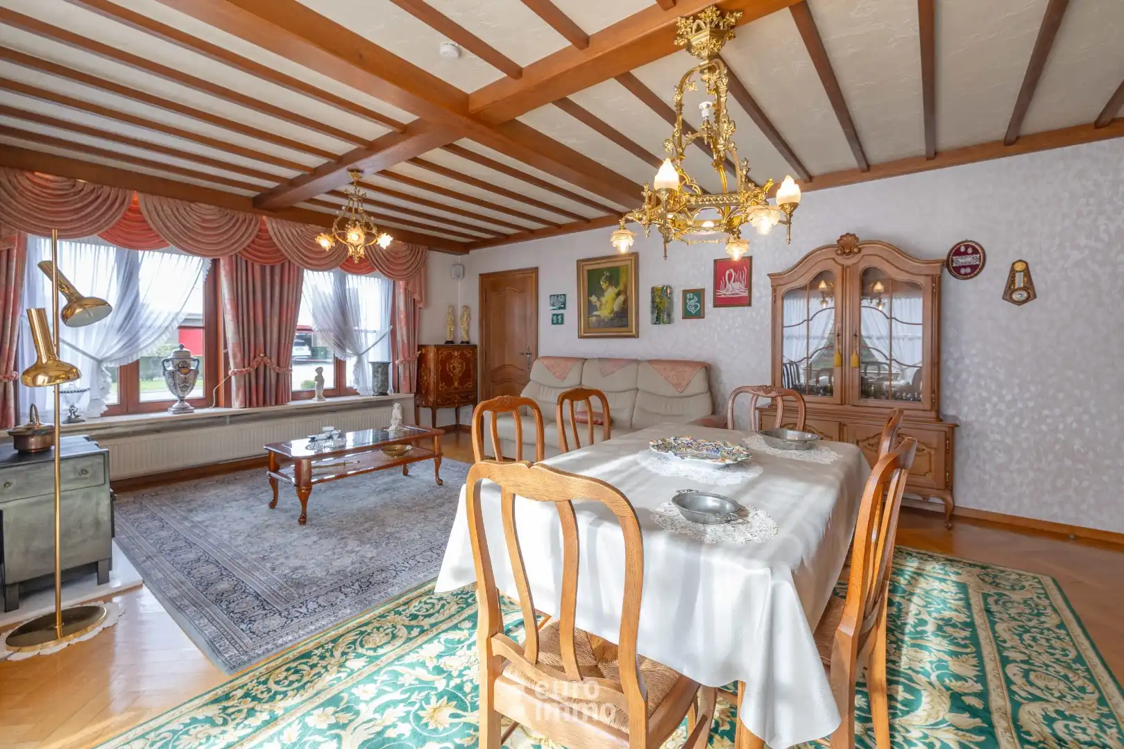 Alleenstaande villa op werkelijke topligging foto 6