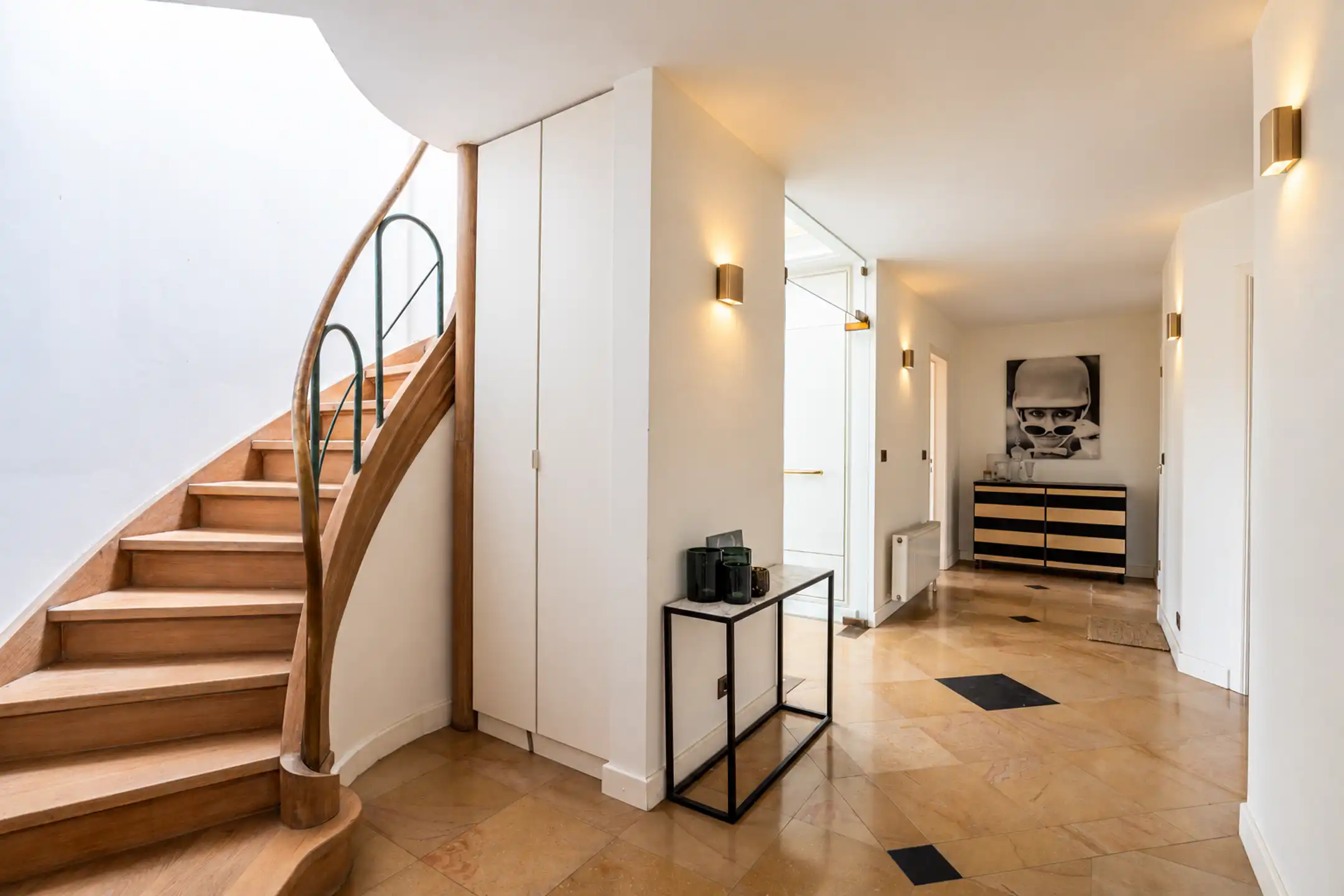 Ruim duplexappartement van ca. 200 m² met riant dakterras foto 2