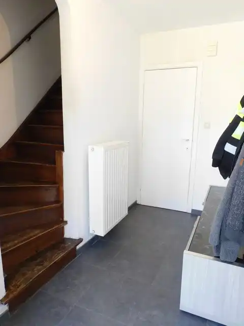 Instapklare woning met garage en tuin foto 2