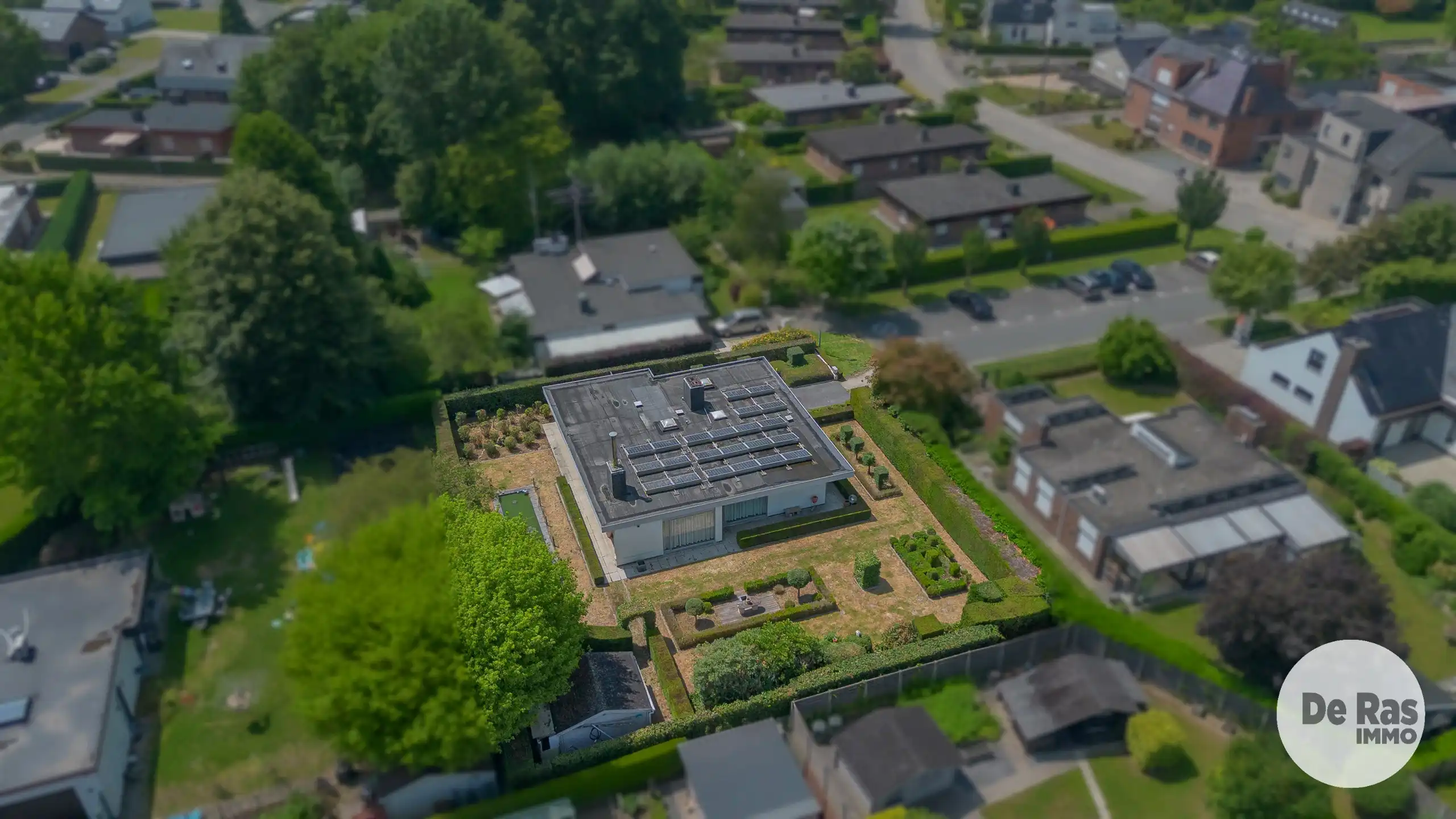 MASSEMEN -  Goed onderhouden bungalow op een rustige locatie foto 4