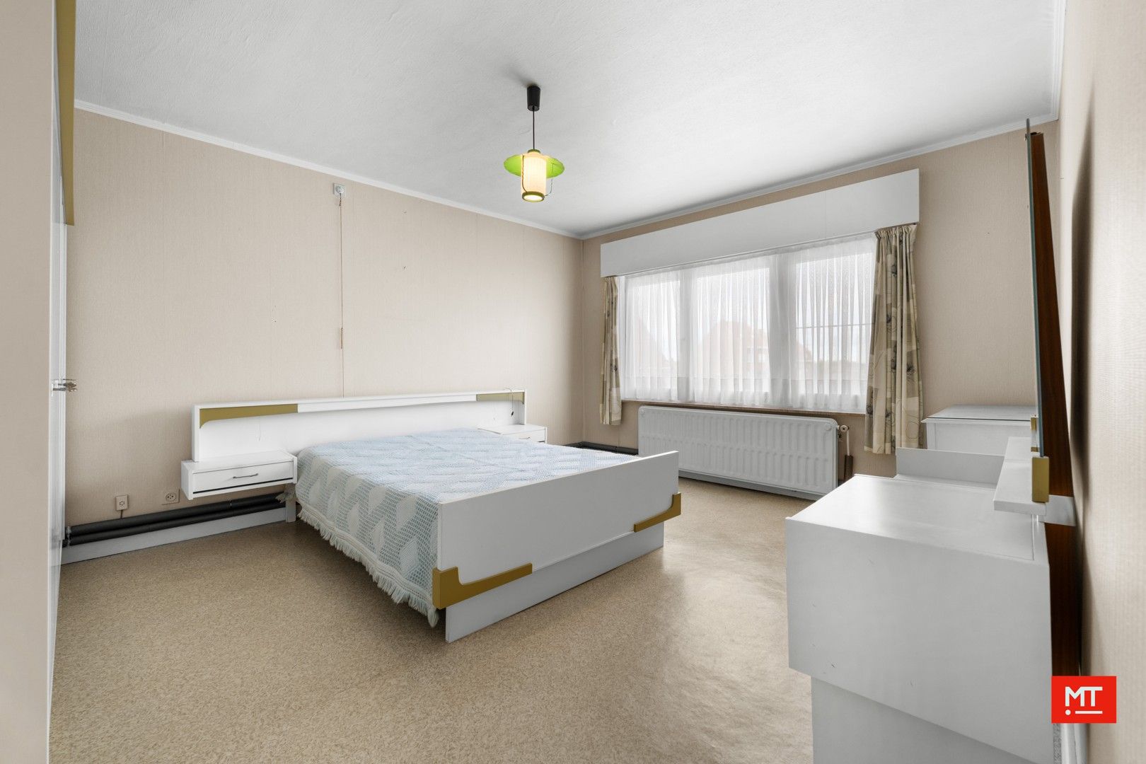 Te renoveren alleenstaande woning met 3 slaapkamers, Westgerichte tuin en garage in het centrum van Passendale foto 11