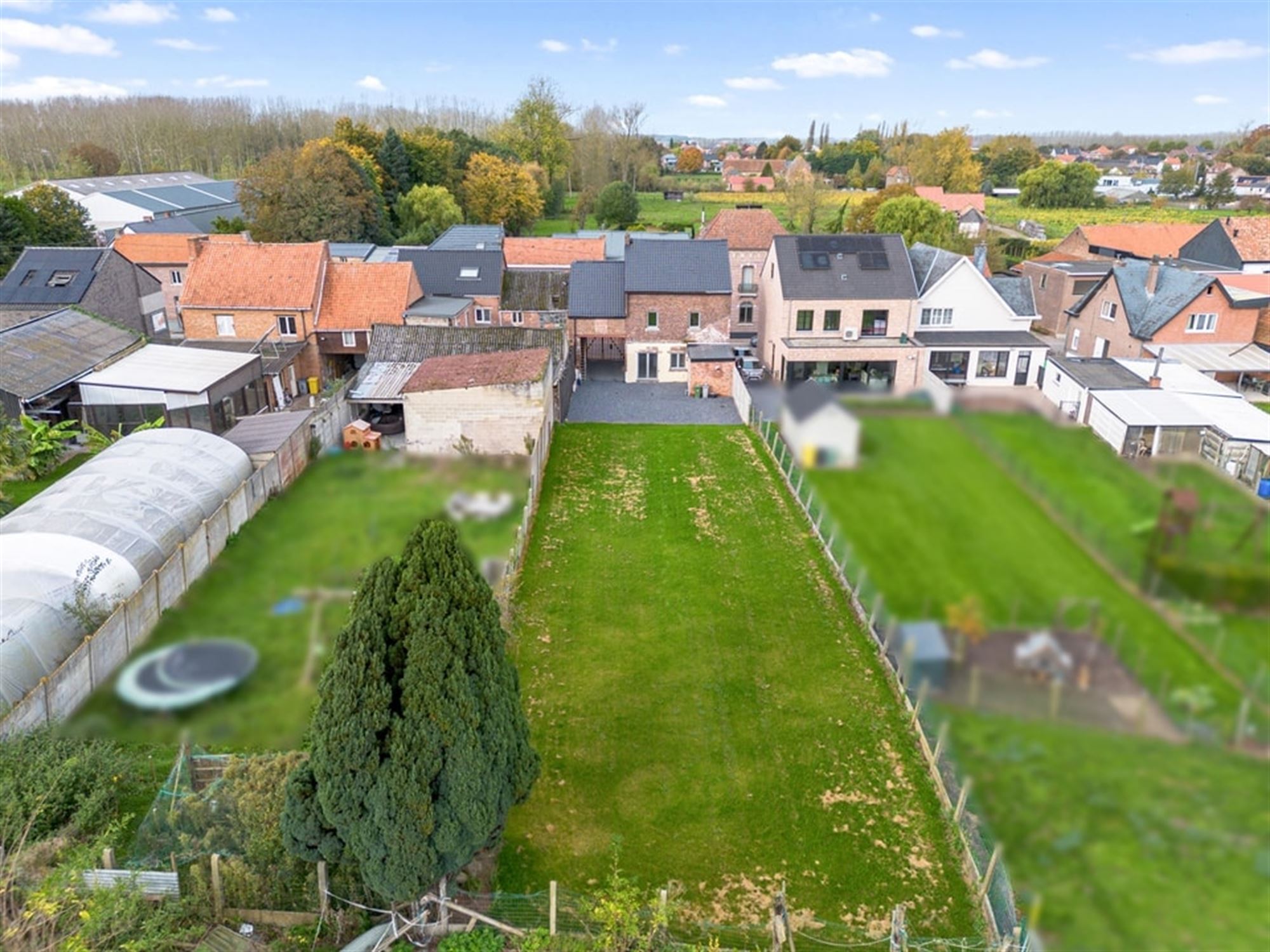 KNAPPE VOLLEDIG GERENOVEERDE GEZINSWONING MET DRIE SLAAPKAMERS IN ZOUTLEEUW foto 2