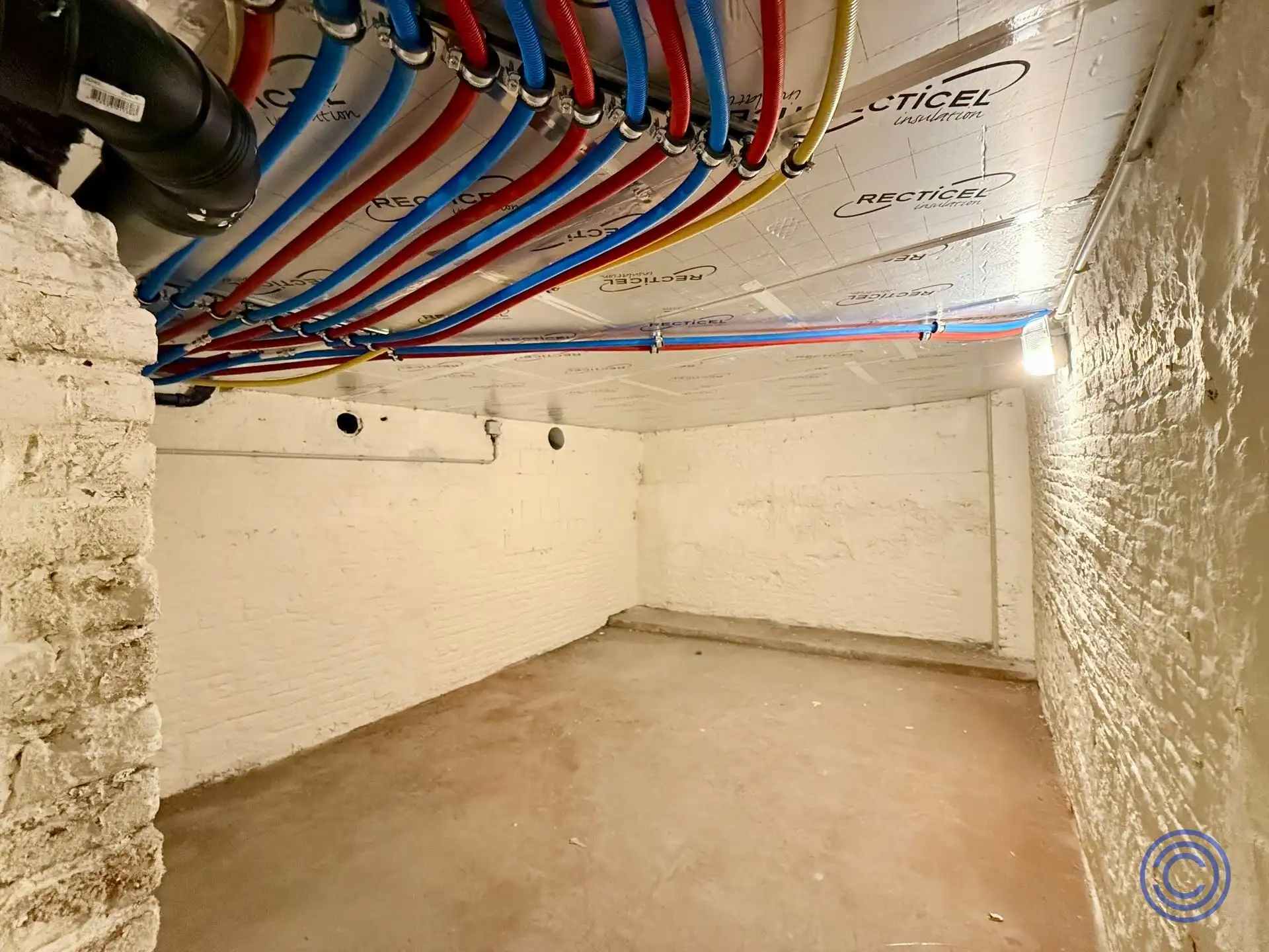 2-slpk appartement met terras en zonnepanelen! foto 11