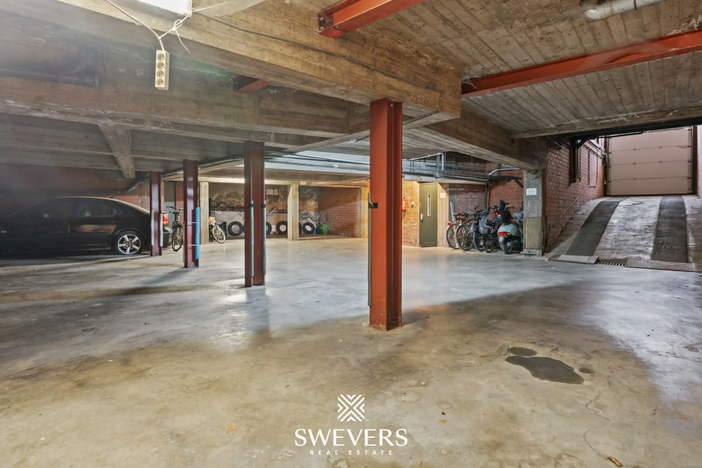 Instapklaar 2-slaapkamer appartement met autostaanplaats in hartje Tongeren   foto 17