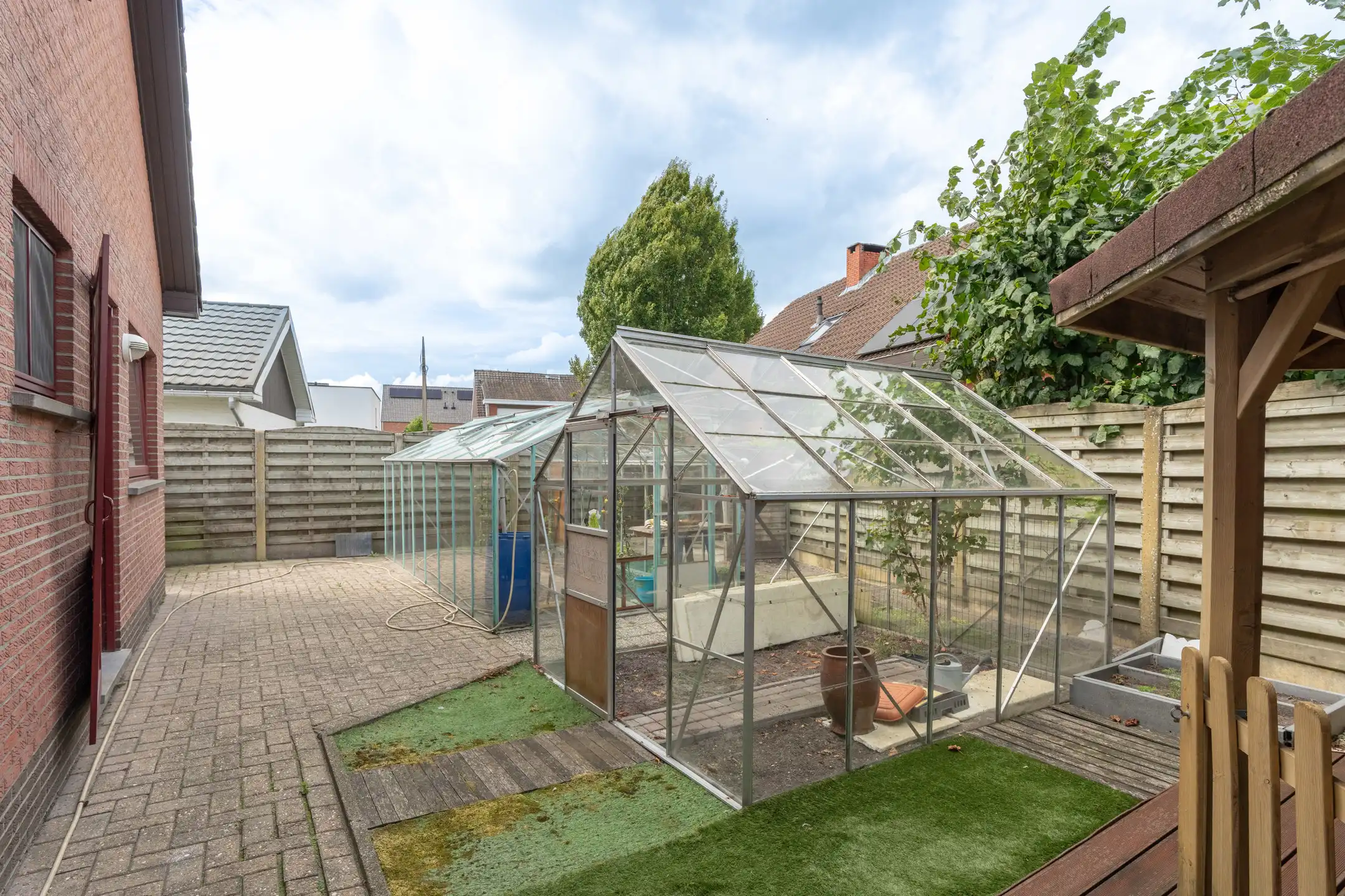 Te renoveren laagbouwwoning met 3 slpks, tuin en garage. foto 26