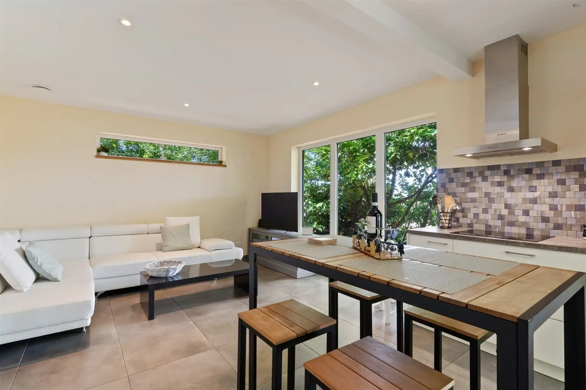 Fantastisch gelegen nieuwbouwchalet foto 2