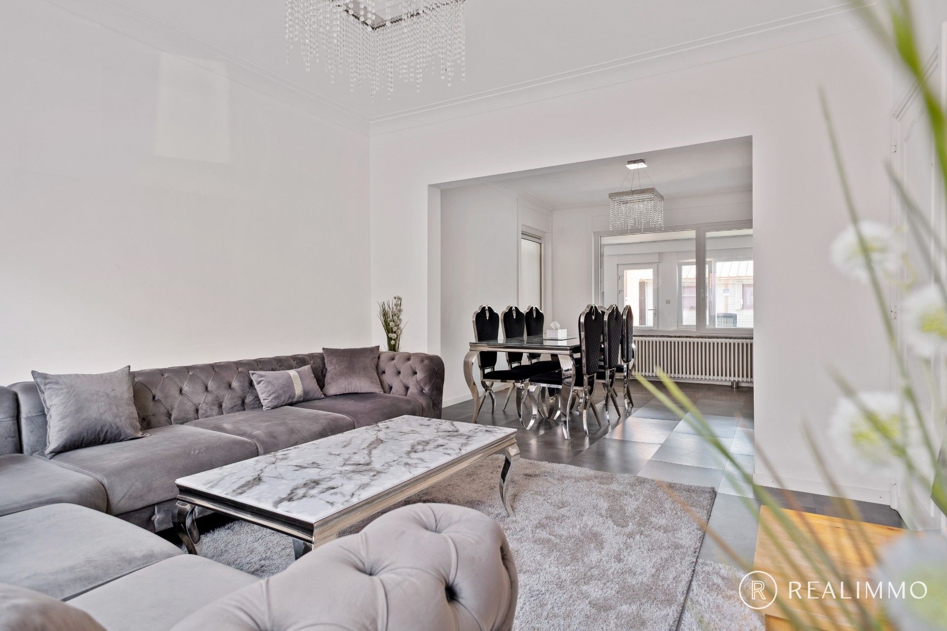Gerenoveerde woning in het centrum van Waregem foto 4