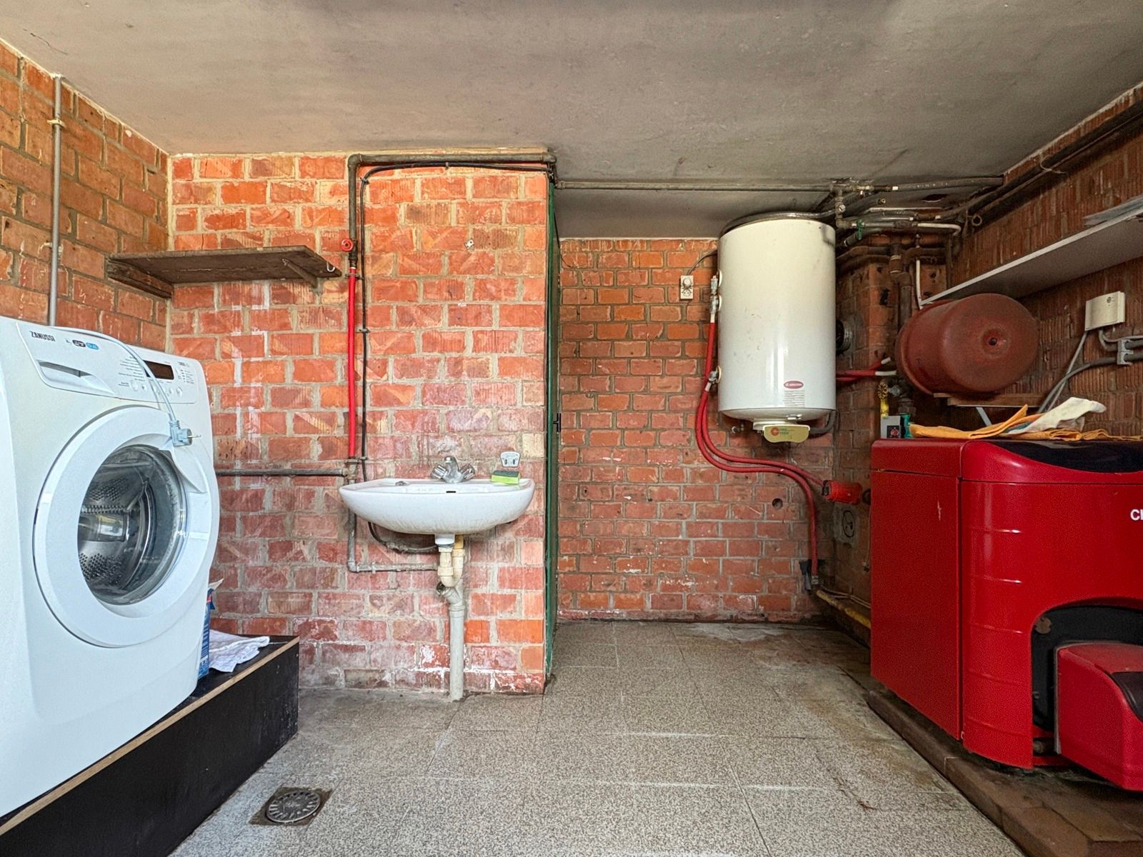 Te renoveren gelijkvloerse woning in groene omgeving foto 22