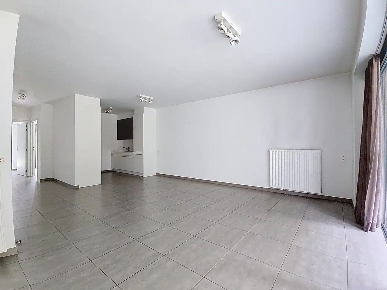 Ruim gelijkvloers appartement voor senioren met zicht op pastorietuin foto 6