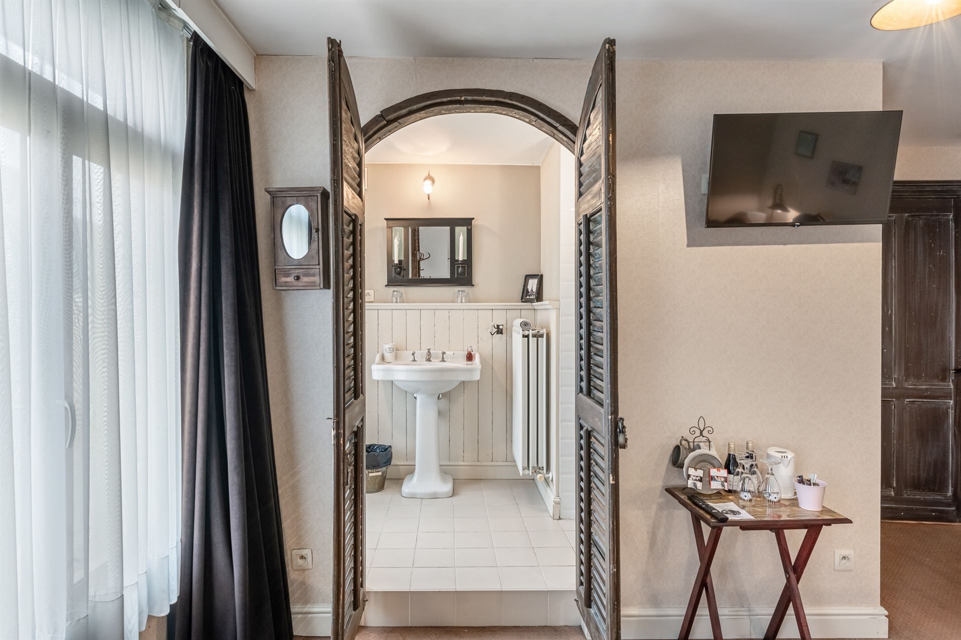 B&B met appartement en winkelruimte. foto 16