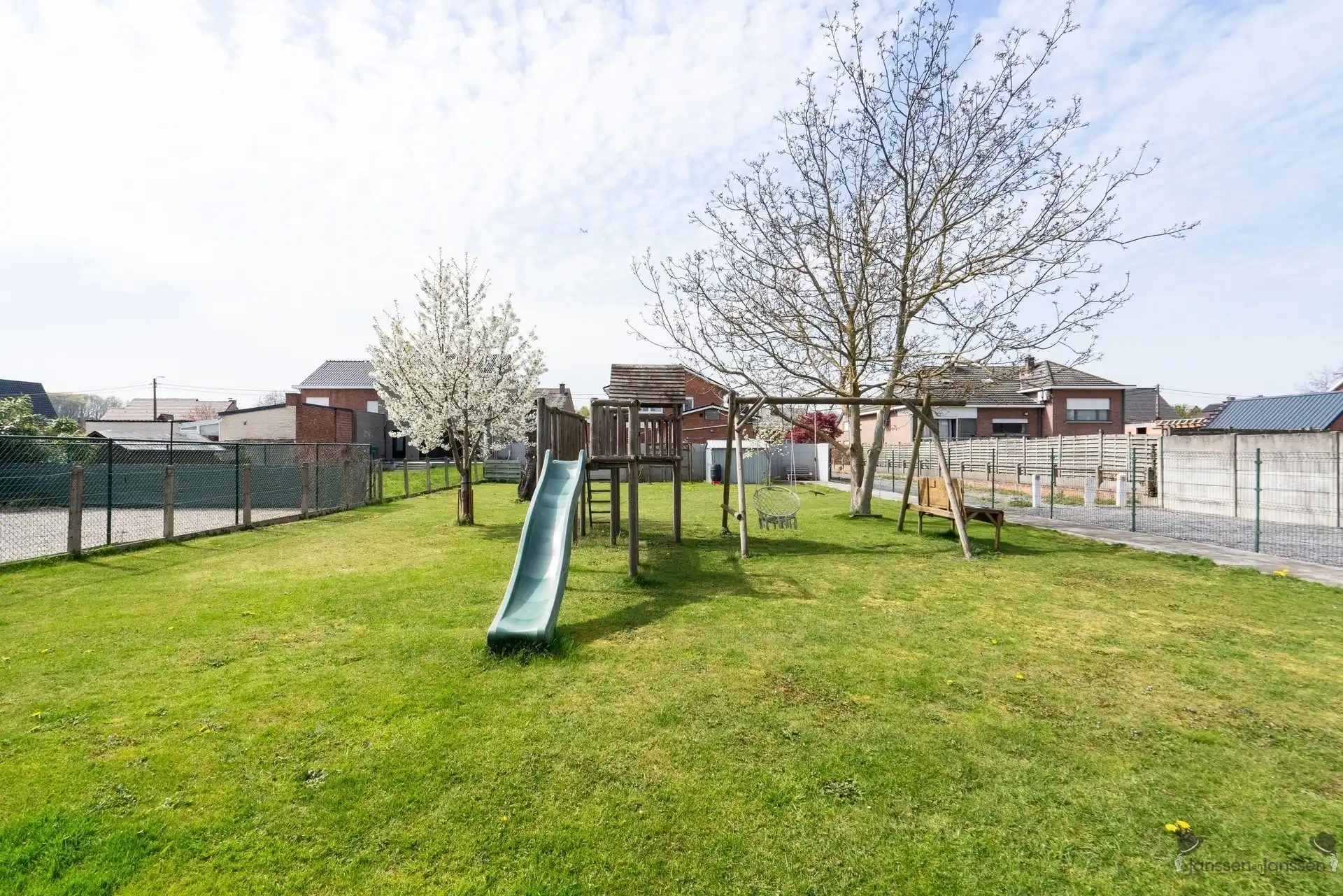Ruime kangoeroe woning met 2 wooneenheden op 1267 m² te Rillaar foto 19