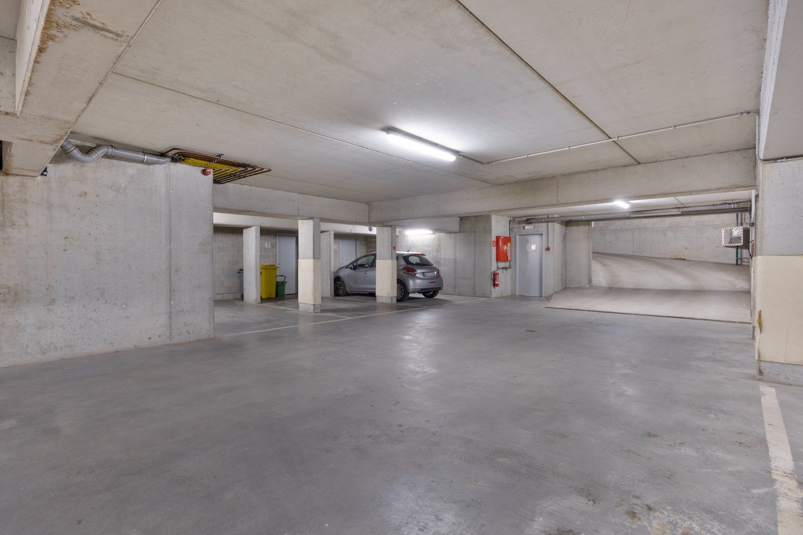 Prima onderhouden 2 SLPKS appartement nabij het centrum van Mol foto 16