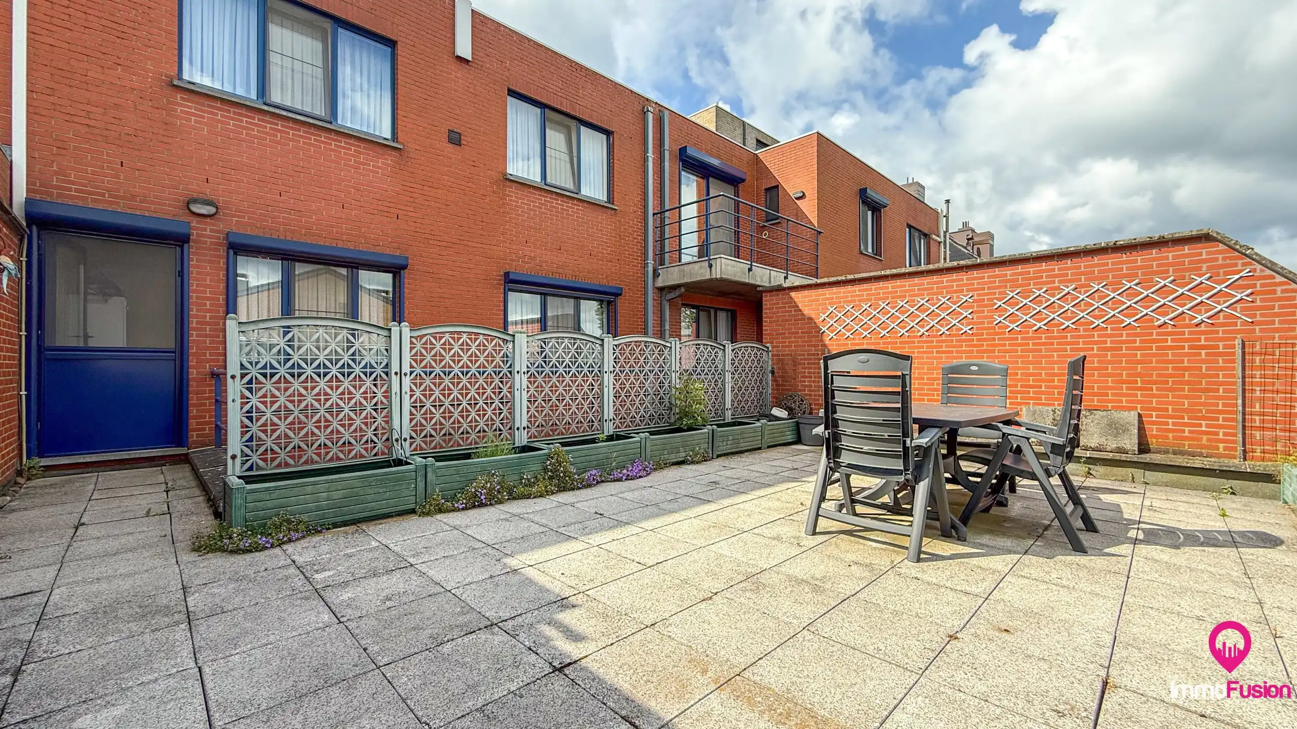 Appartement met 2 slpks, terras, garage en autostaanplaats! foto 18