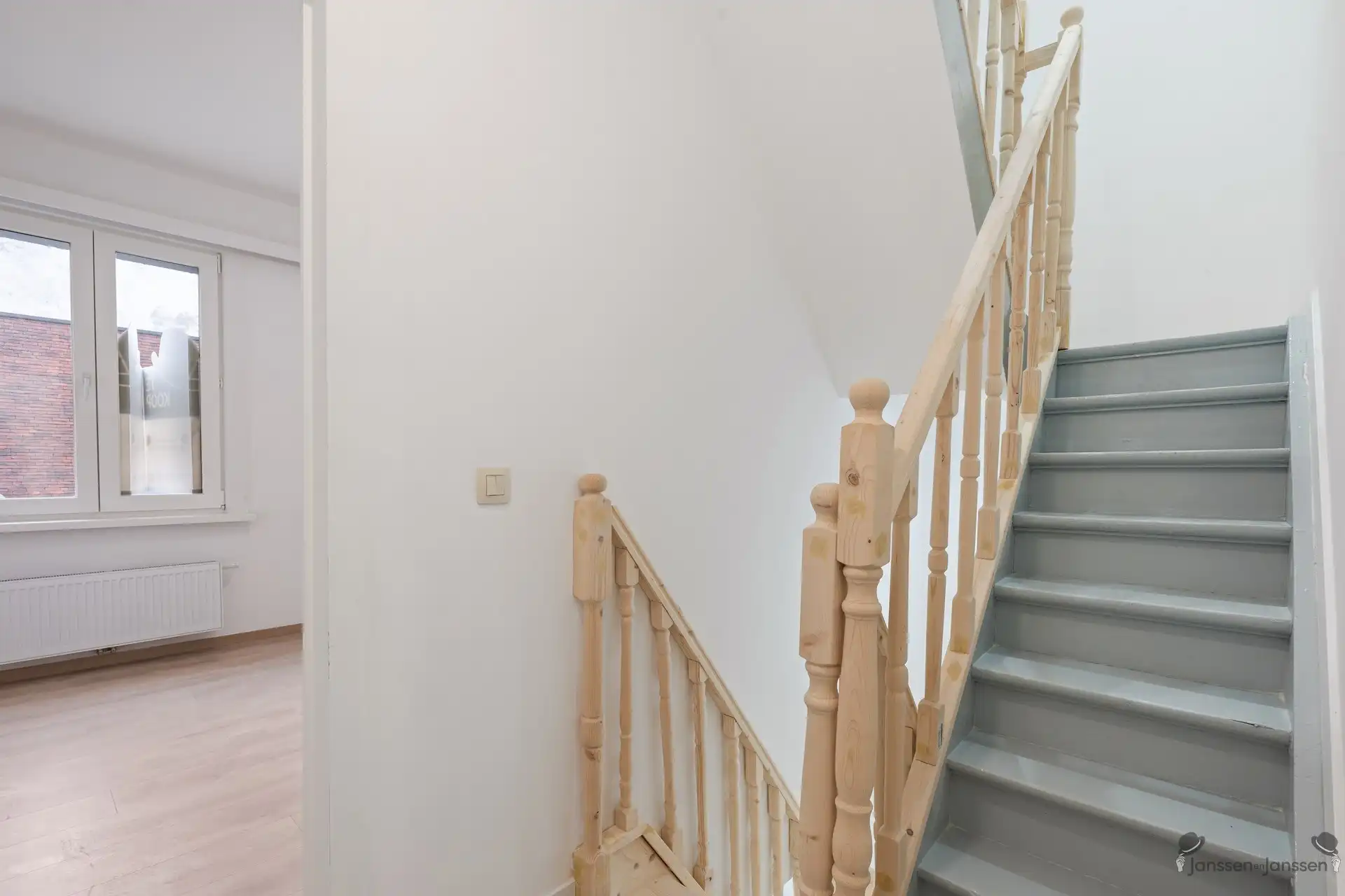 gerenoveerde woning met tuin foto 13