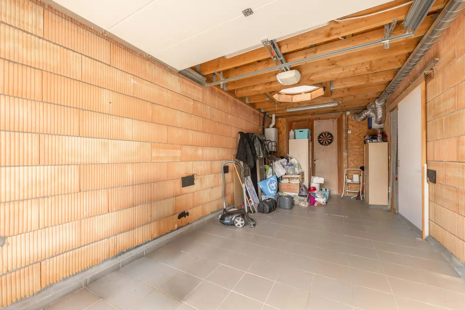Halfopen woning te Ruiselede. foto 16