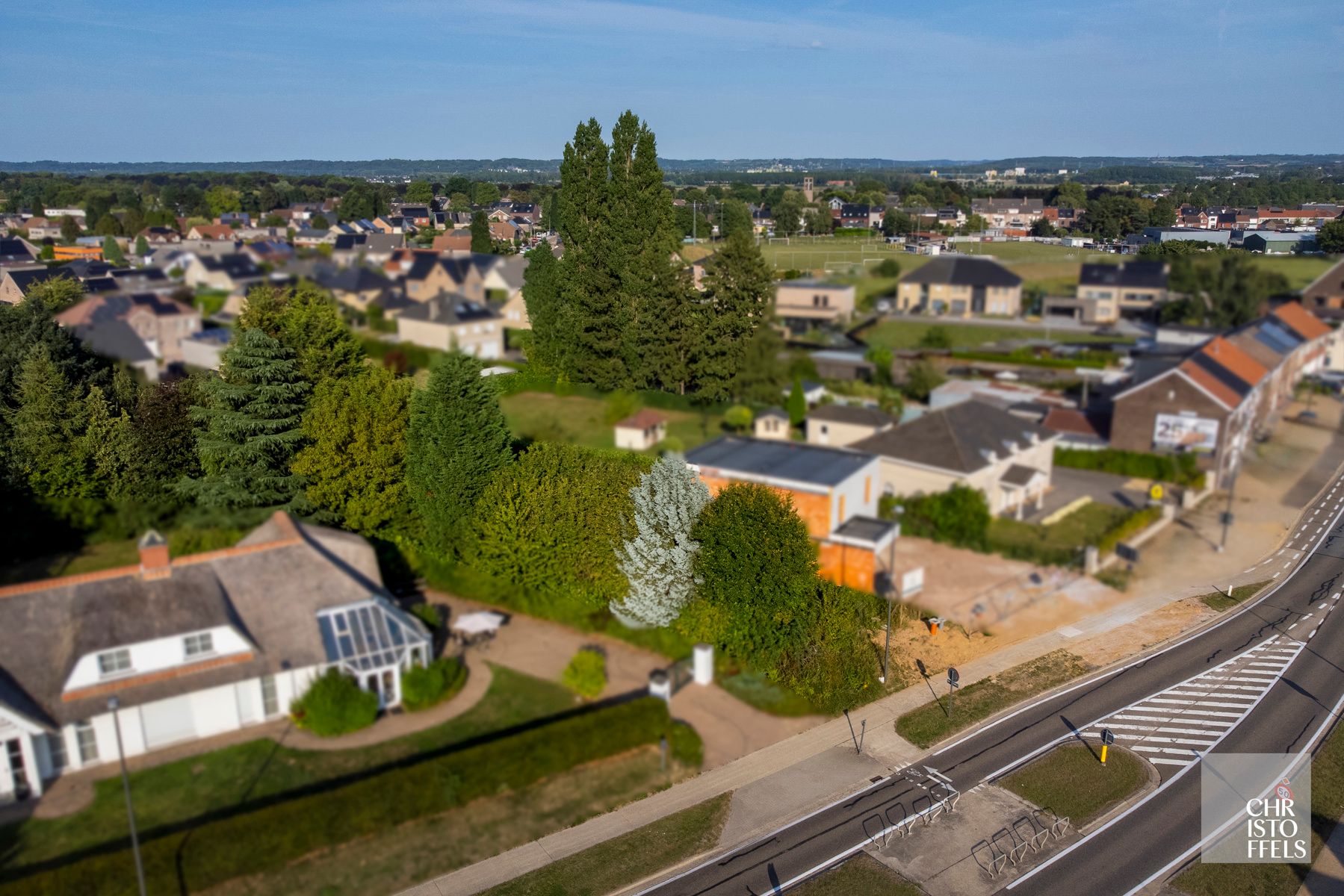Bouwgrond van 631m² geschikt voor halfopen bebouwing gelegen in Lanaken! foto 4
