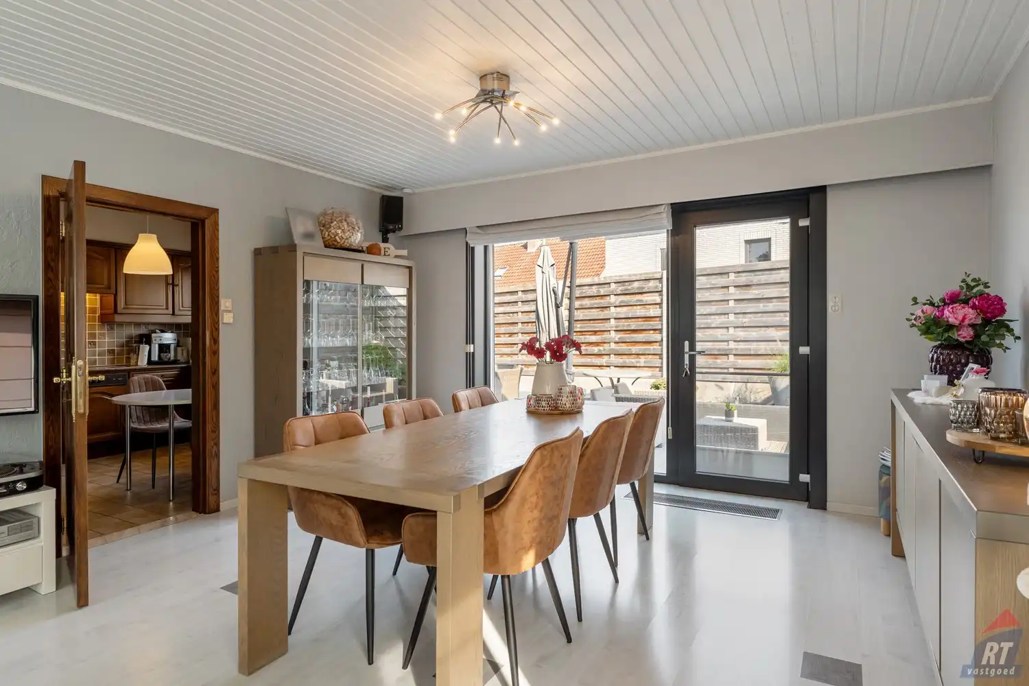 Instapklare bungalow met 3 slaapkamers gelegen in het rustige Velm foto 5