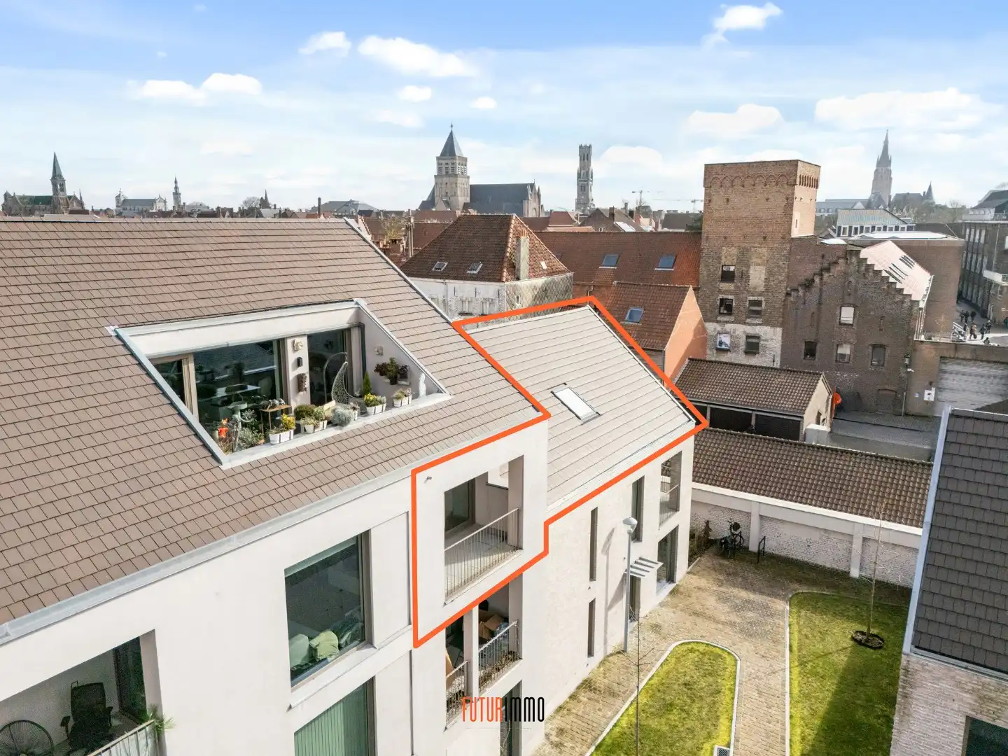 Lichtrijk dakappartement - 2 slaapkamers - ondergrondse parking foto 2