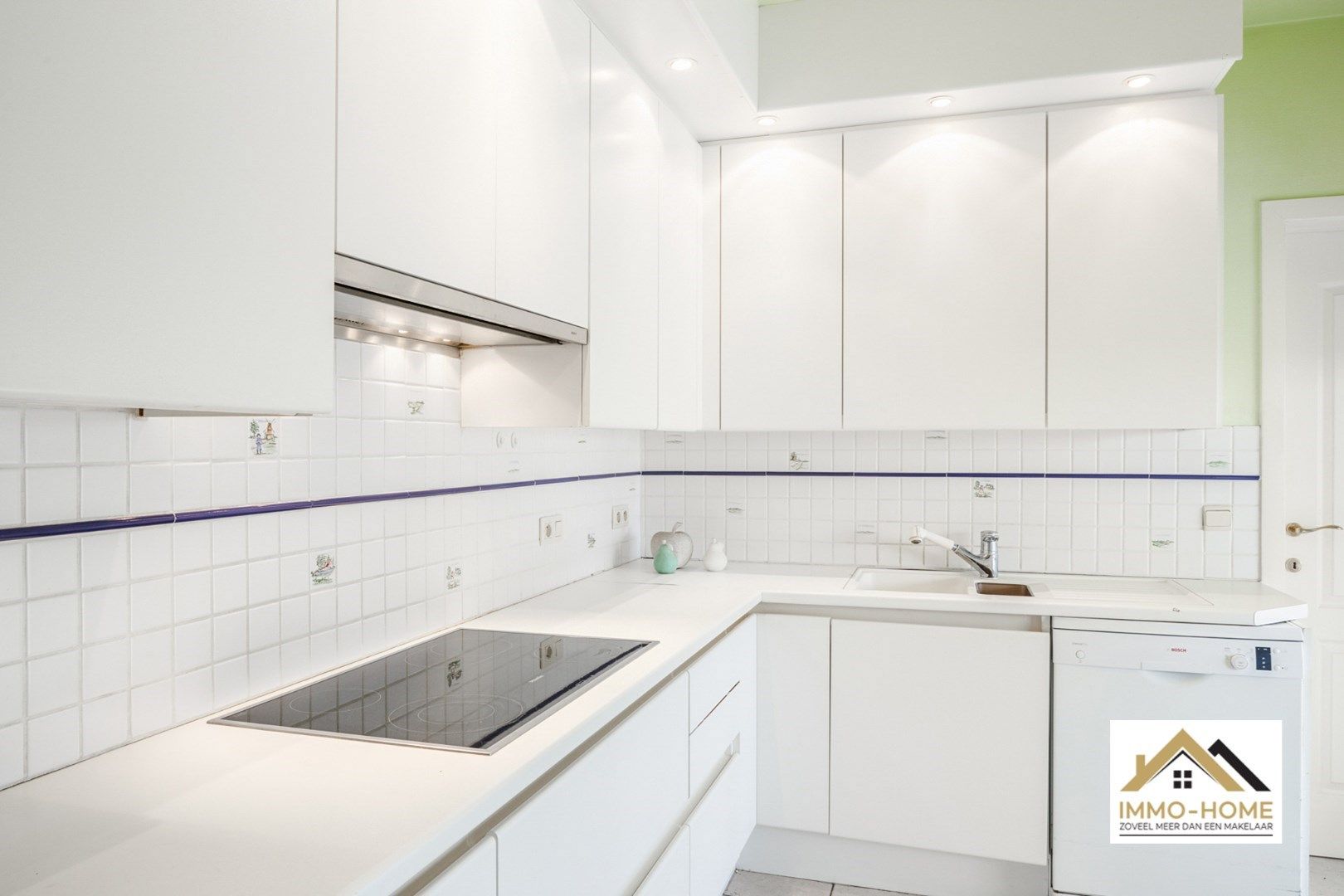 Villa met vier slaapkamers te Nevele foto 16