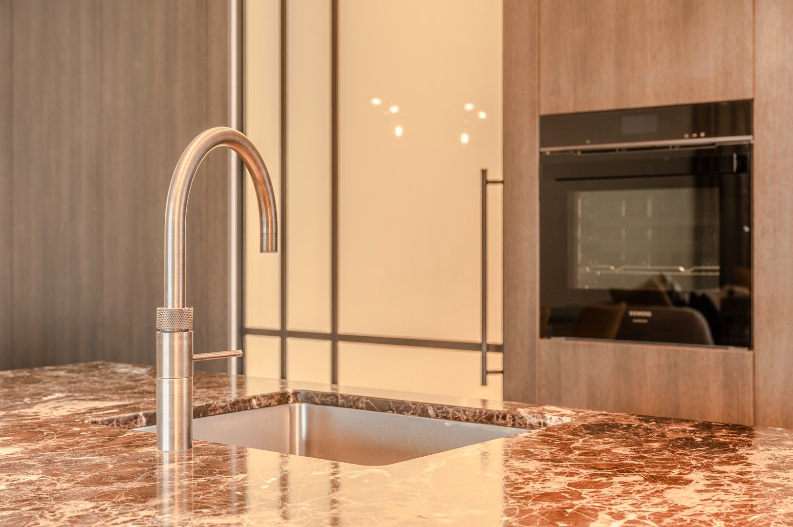 Exclusief appartement met naadloos design en ondergrondse staanplaats. foto 6